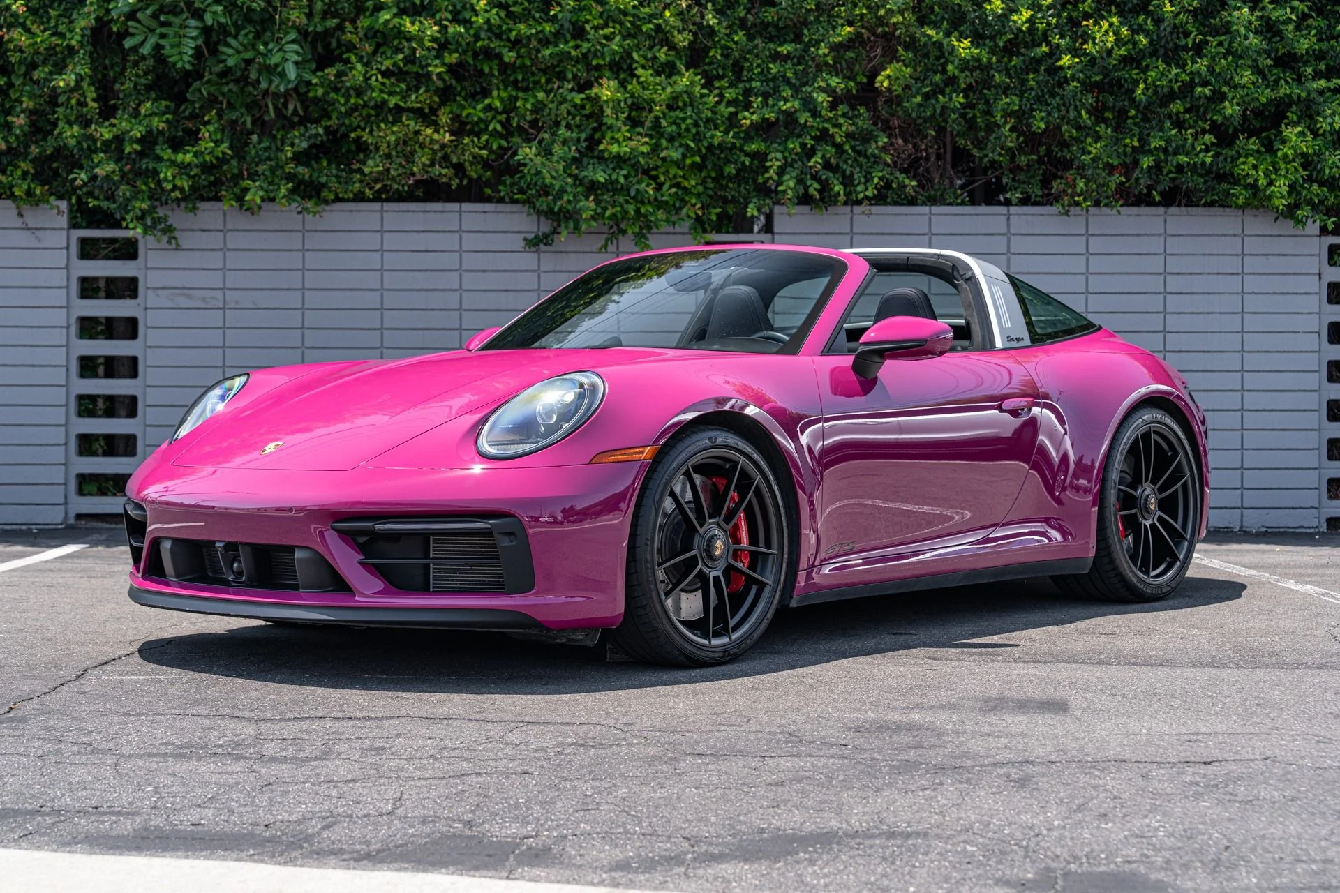 mph019_4150136520_Used_2024_Porsche_911_Targa_4_GTS_1752606784_3b57e5aa2f