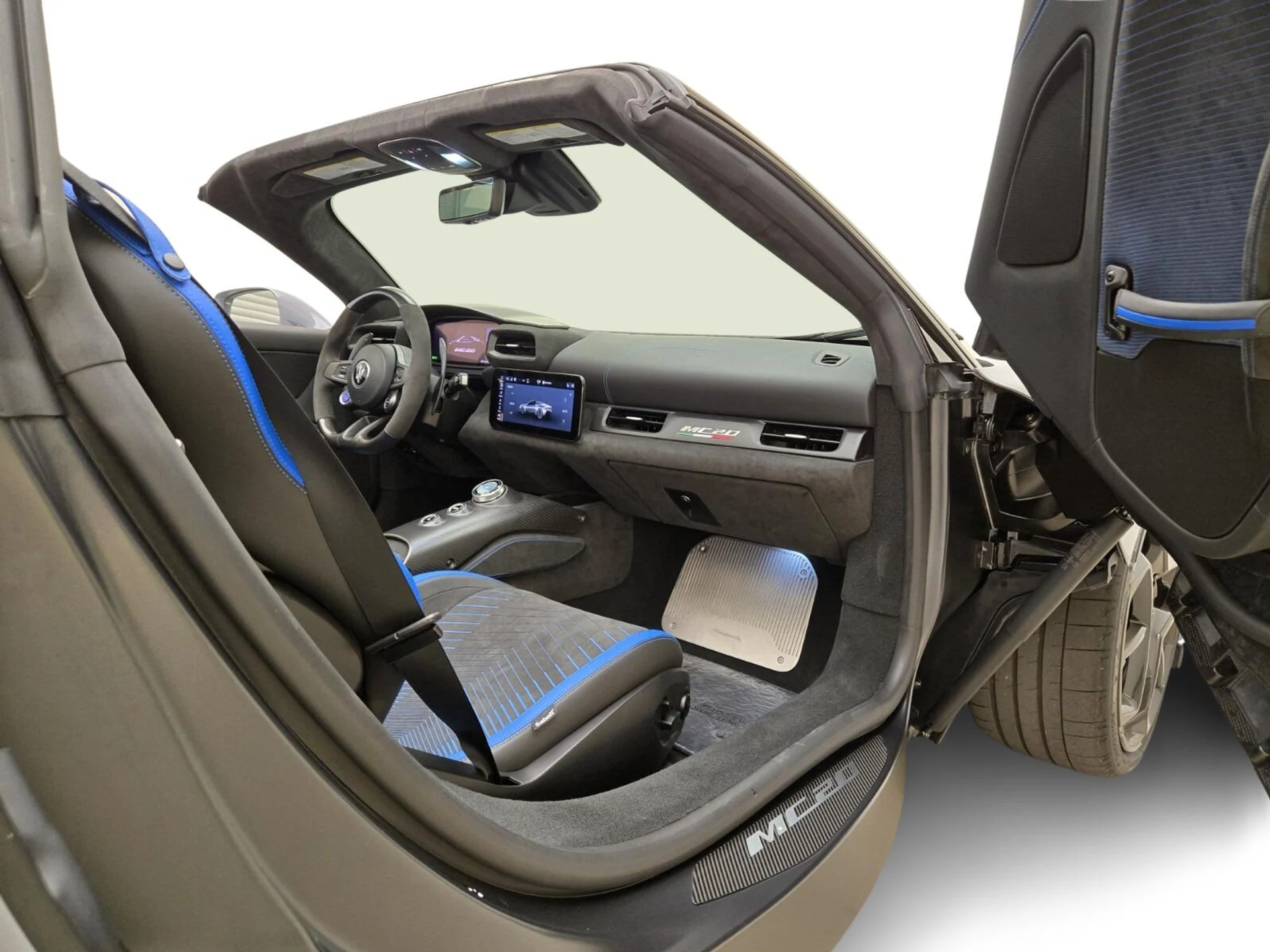 mph019_4154840898_Used_2023_Maserati_MC_20_Cielo_1777354579_54533b945a