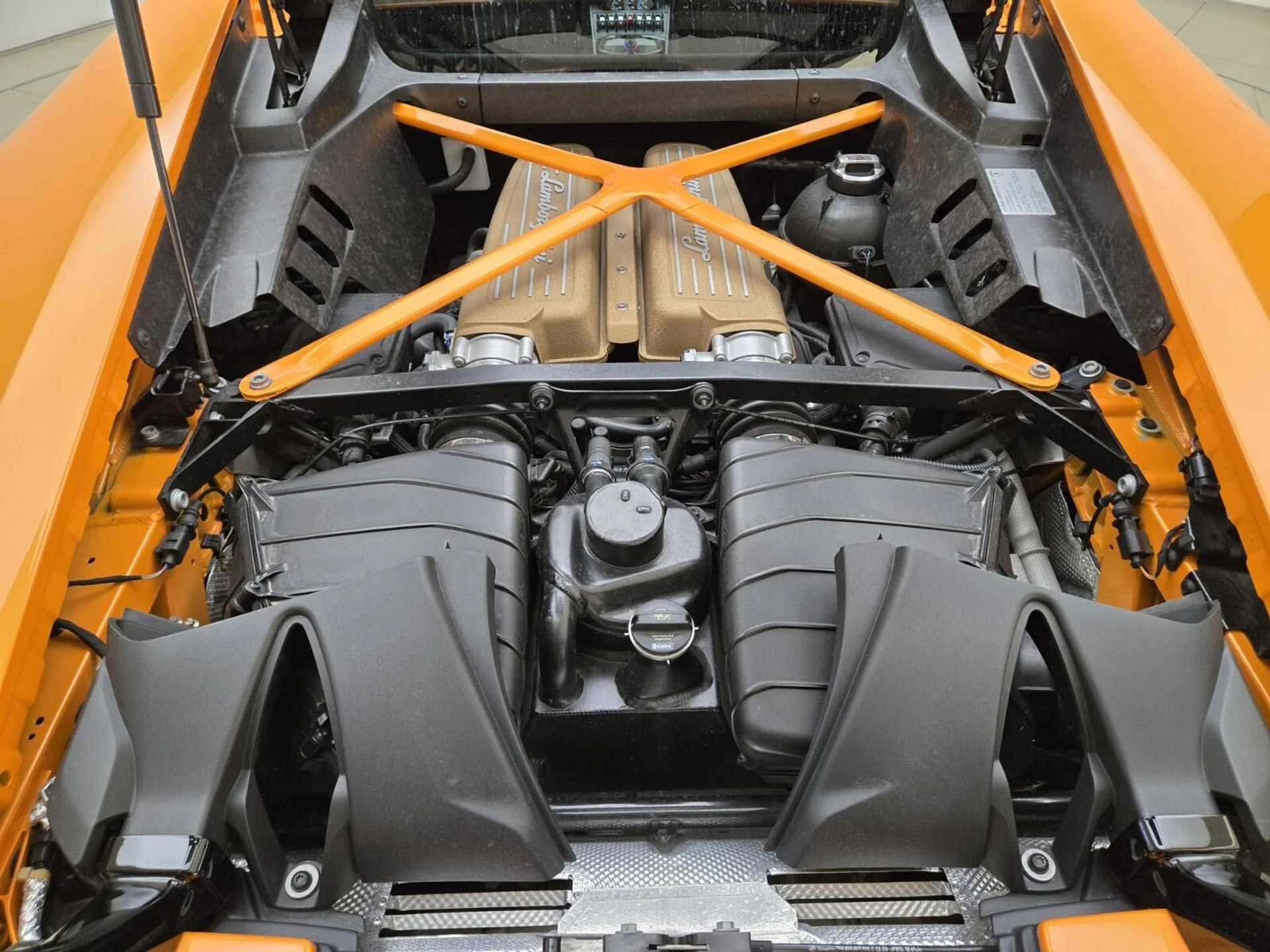 mph019_4159258993_Used_2019_Lamborghini_Huracan_Performante_1753165083_3f6b91de60