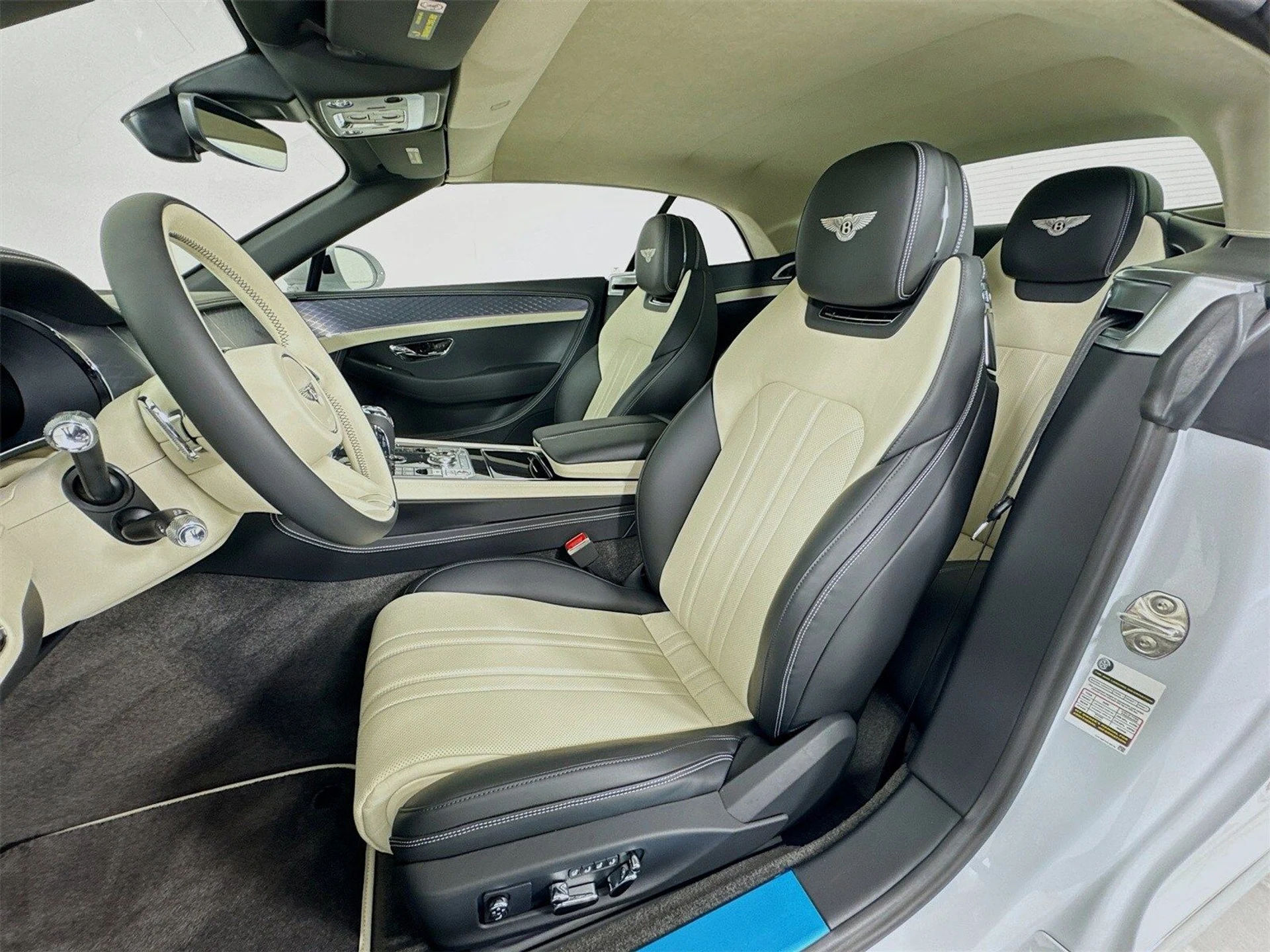 mph019_415953402_6d34a5f51feab4ba74d81644f6224989x_efb2479300