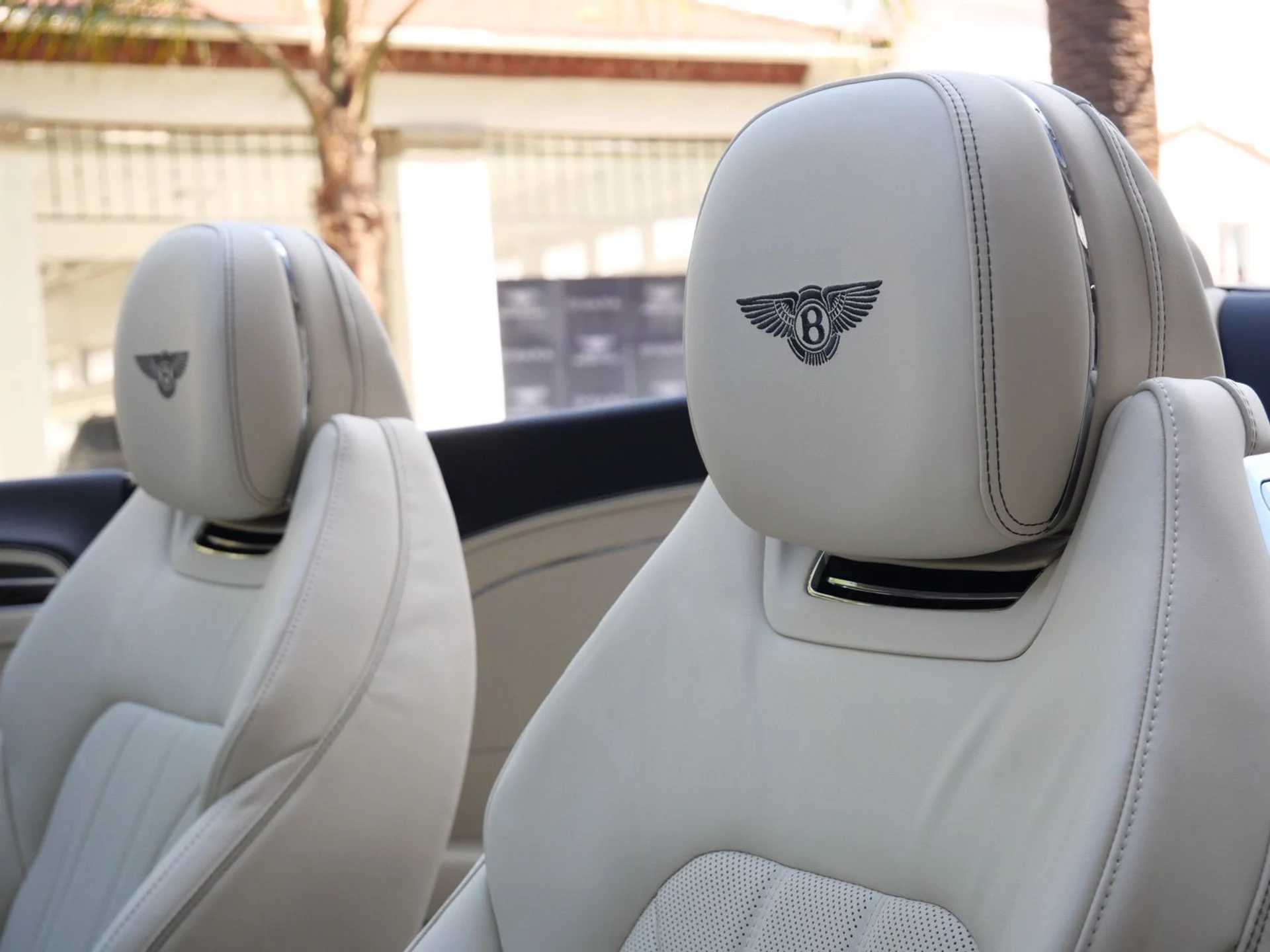 mph019_4166980506_55eb9d9507cc6c109aaa12af0150fe68x_82a64c6200