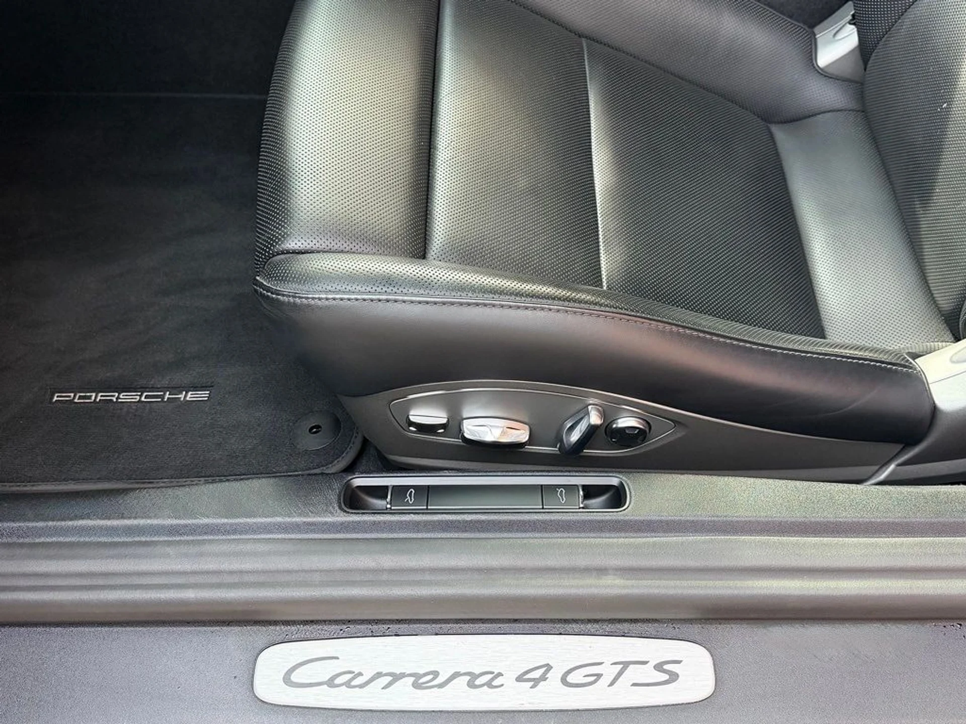 mph019_4171281344_24a84f45470208b1624c26050e45af90x_8f4f62ab45