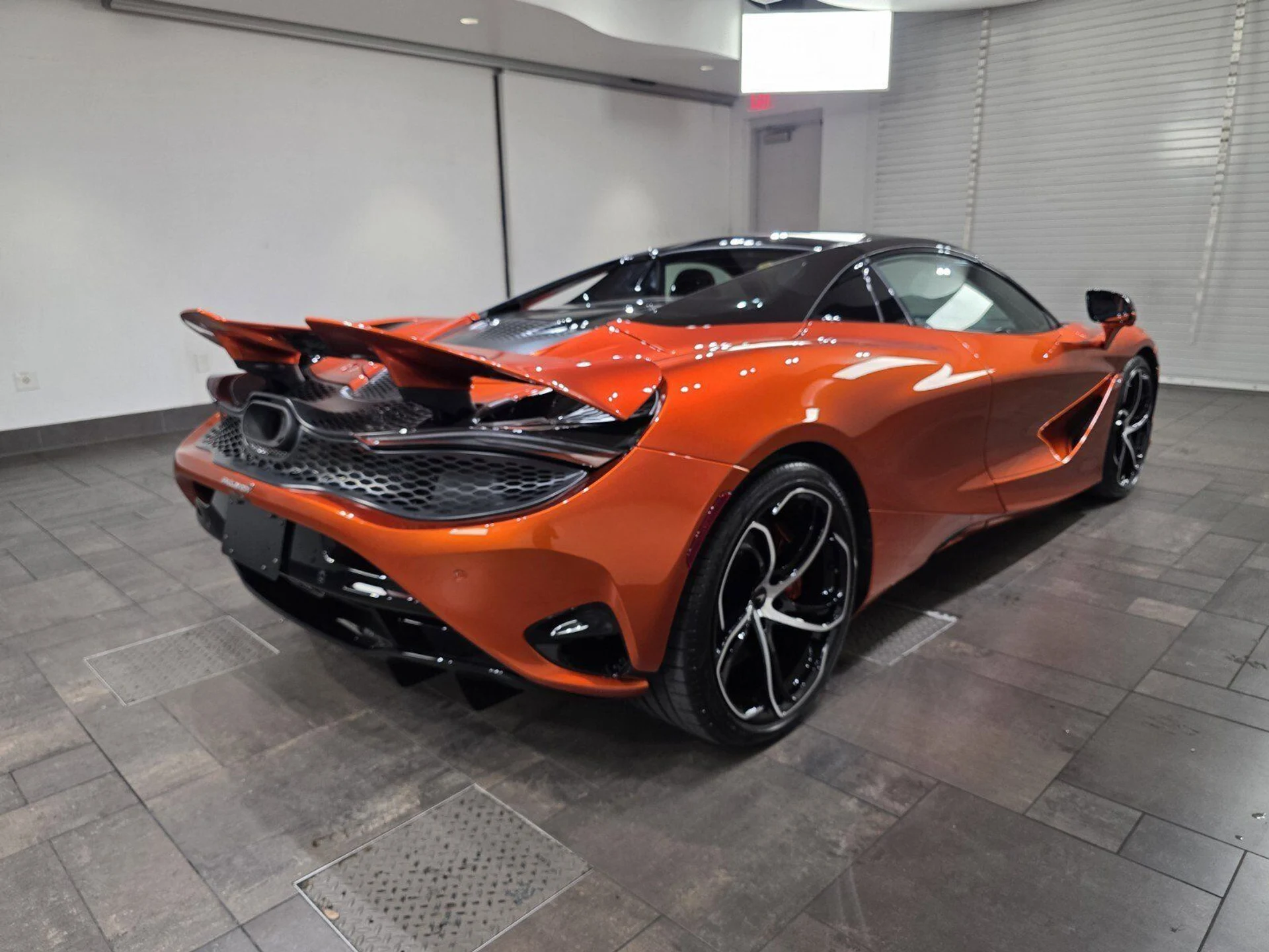 mph019_4174119115_5dc8a3bd5b80123360b5c658358f8d23_0db1554a6f