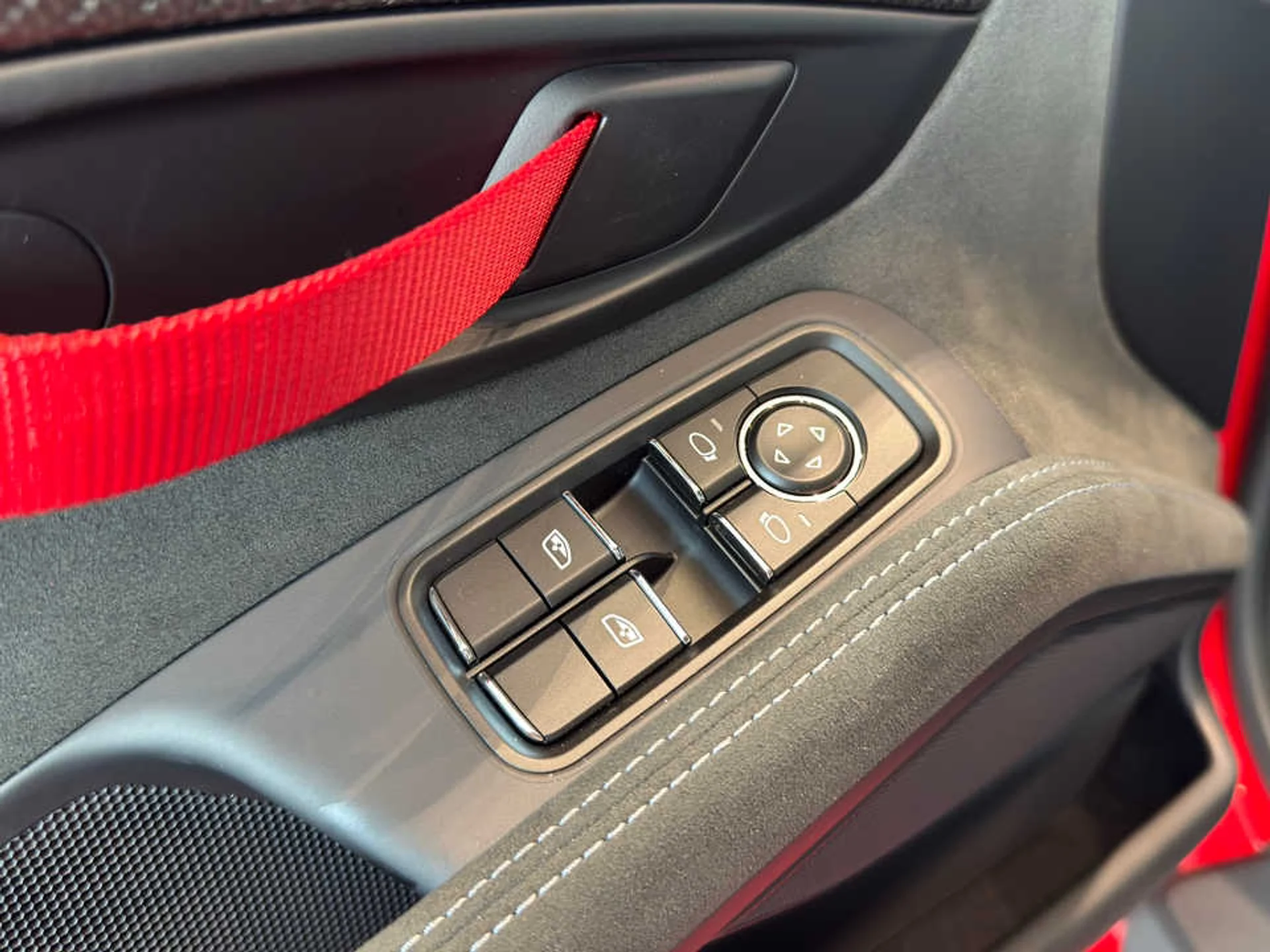 mph019_4180973334_3c17877fb44f421443c5e775ea554a6bx_3b80f617d9