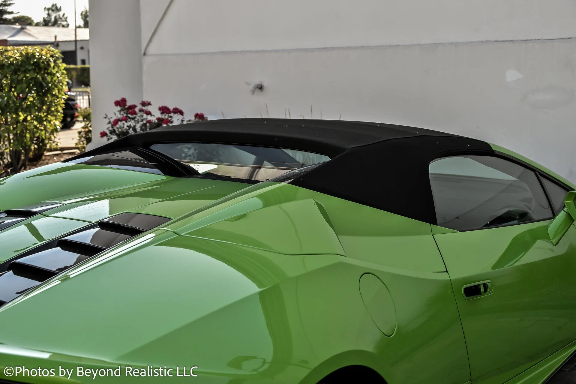 mph019_4186437632_Used_2024_Lamborghini_Huracan_EVO_Spyder_1759824948_0c76aff432