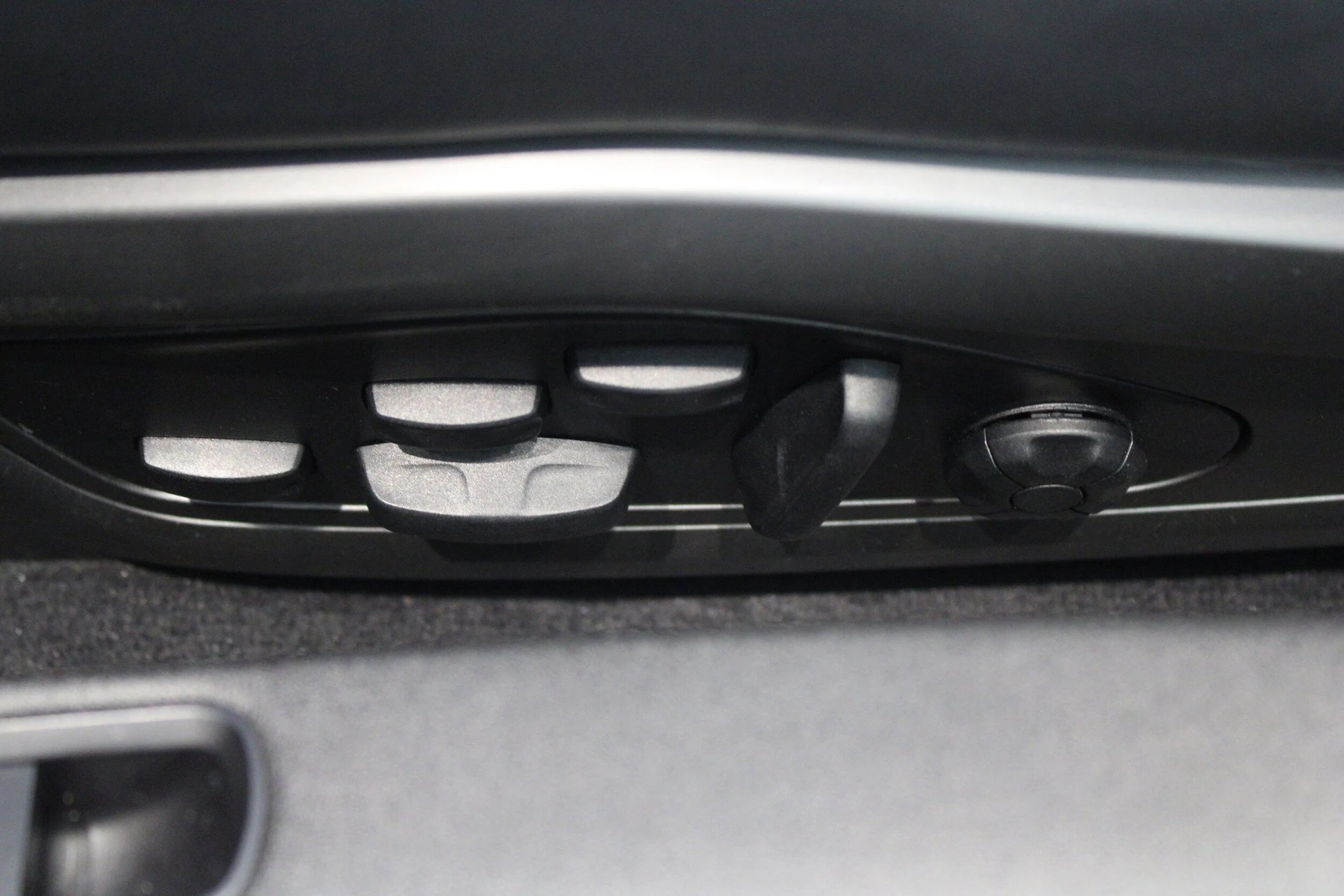 mph019_4187597447_2701853e2c01d6b4b189a373a9e39b04x_24d3235a5f