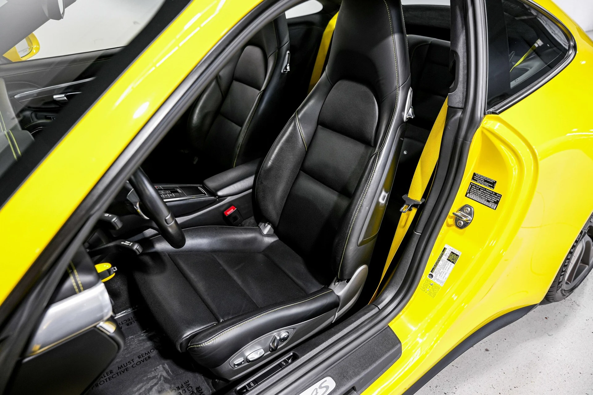 mph019_4192296272_cfd851fae1774f5a59991c45ef1b1f7fx_3f07f988f8