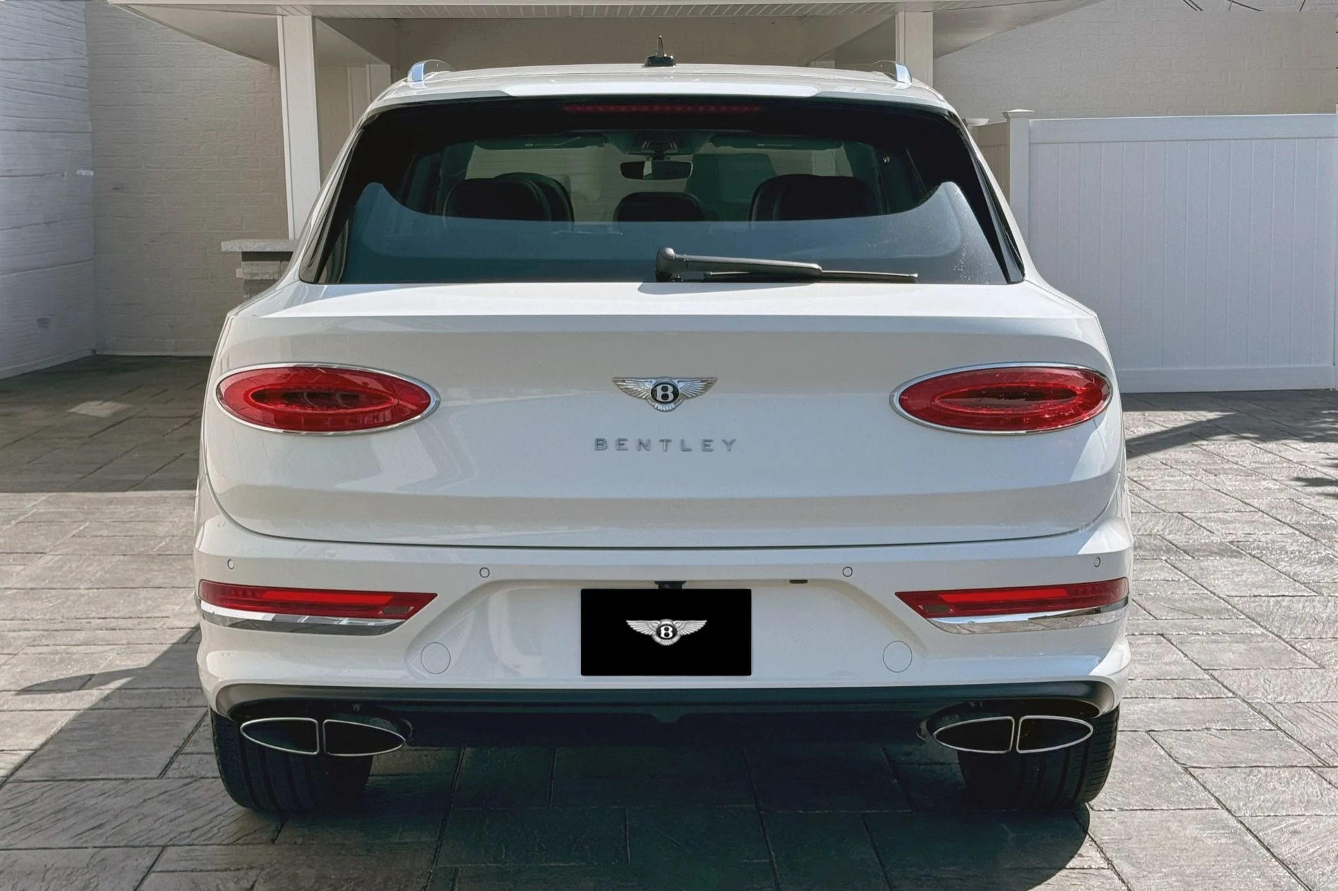 mph019_4193981116_Used_2022_Bentley_Bentayga_V8_1745407265_0133b9b8cc