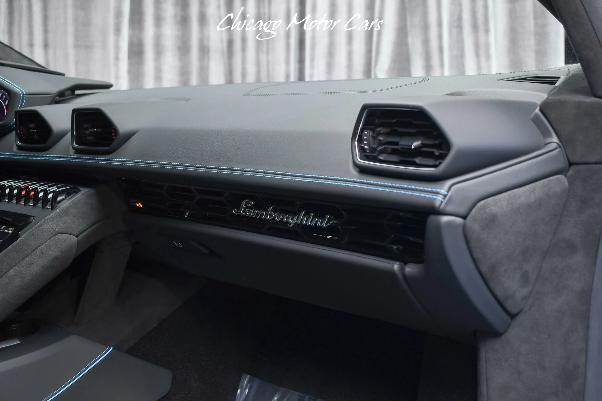 mph019_4204305277_13226_p20_l_4e8acb6320