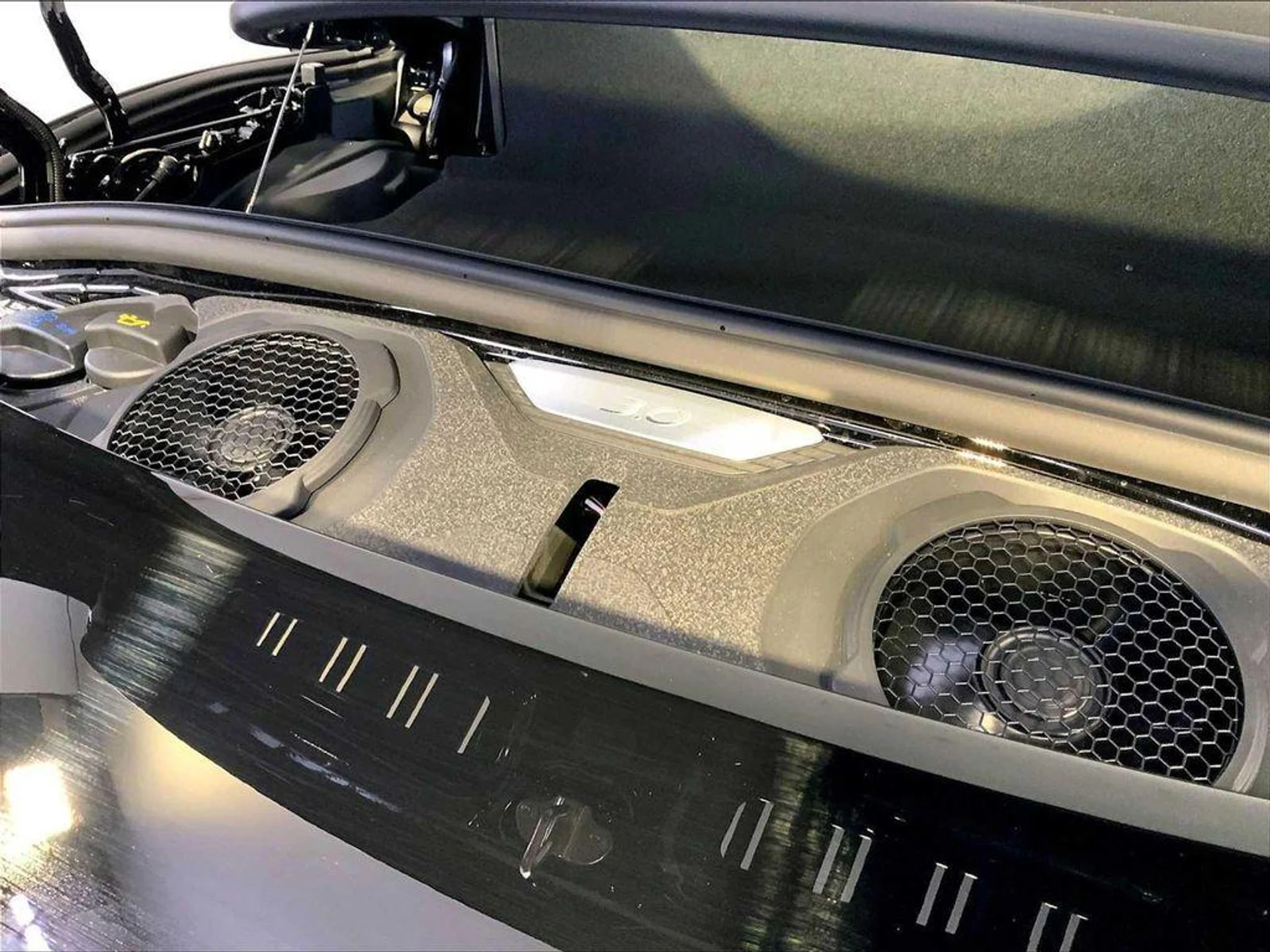 mph019_4204524228_5_S_Hp_Z_Wstc_Wn_f_J_Odnn7_Mj_Cqome_E_e1c1978684