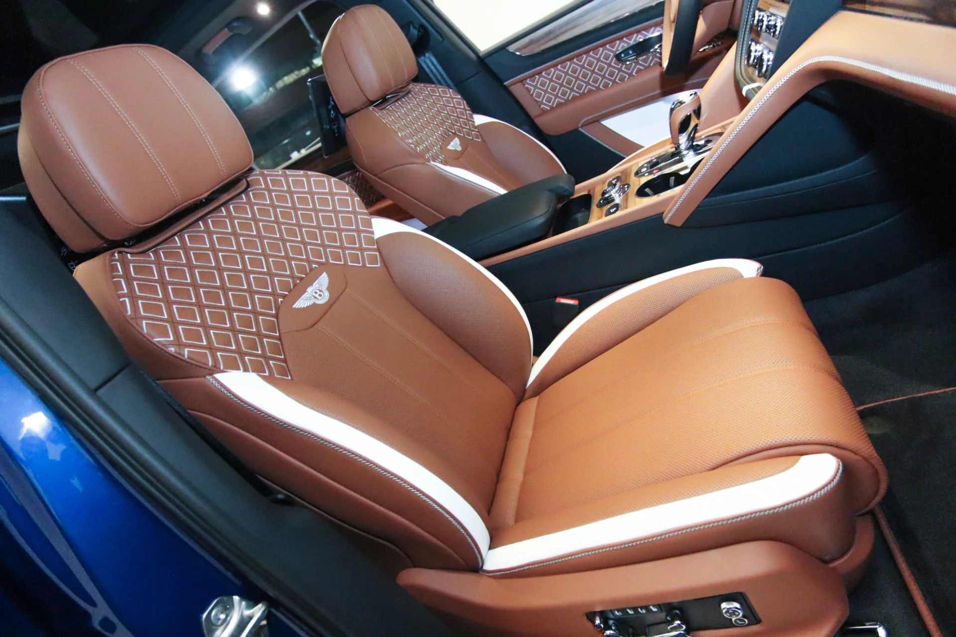 mph019_4207224311_Used_2025_Bentley_Bentayga_S_1744810682_a5c0e44e51