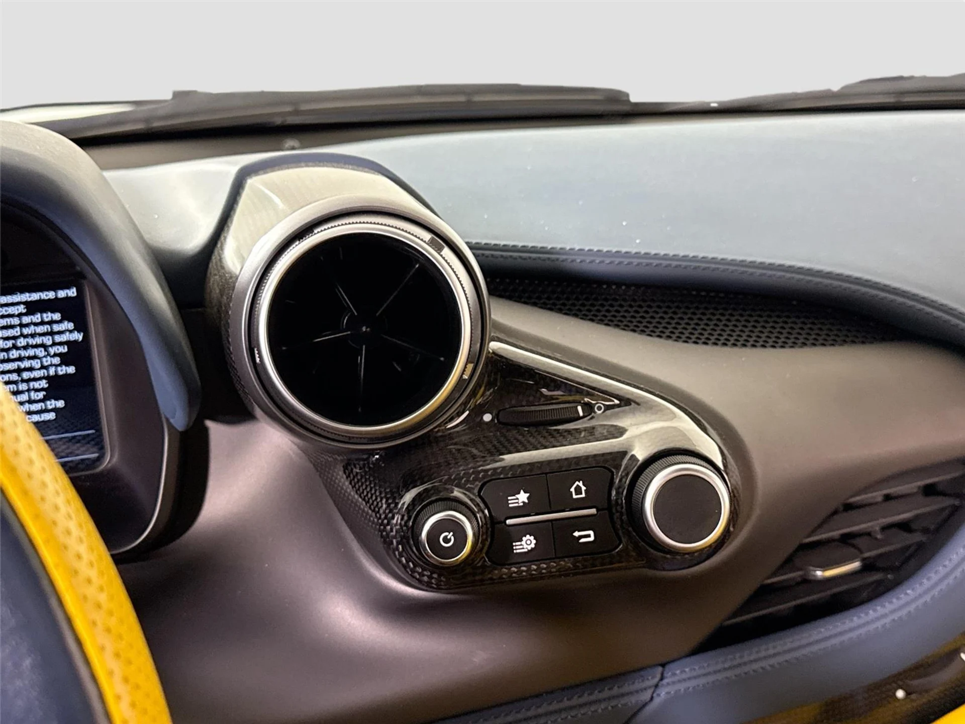 mph019_421068609_7ad1b6f4198b0fc5d4cde93b80d0fde7_9bf1a0d6a8