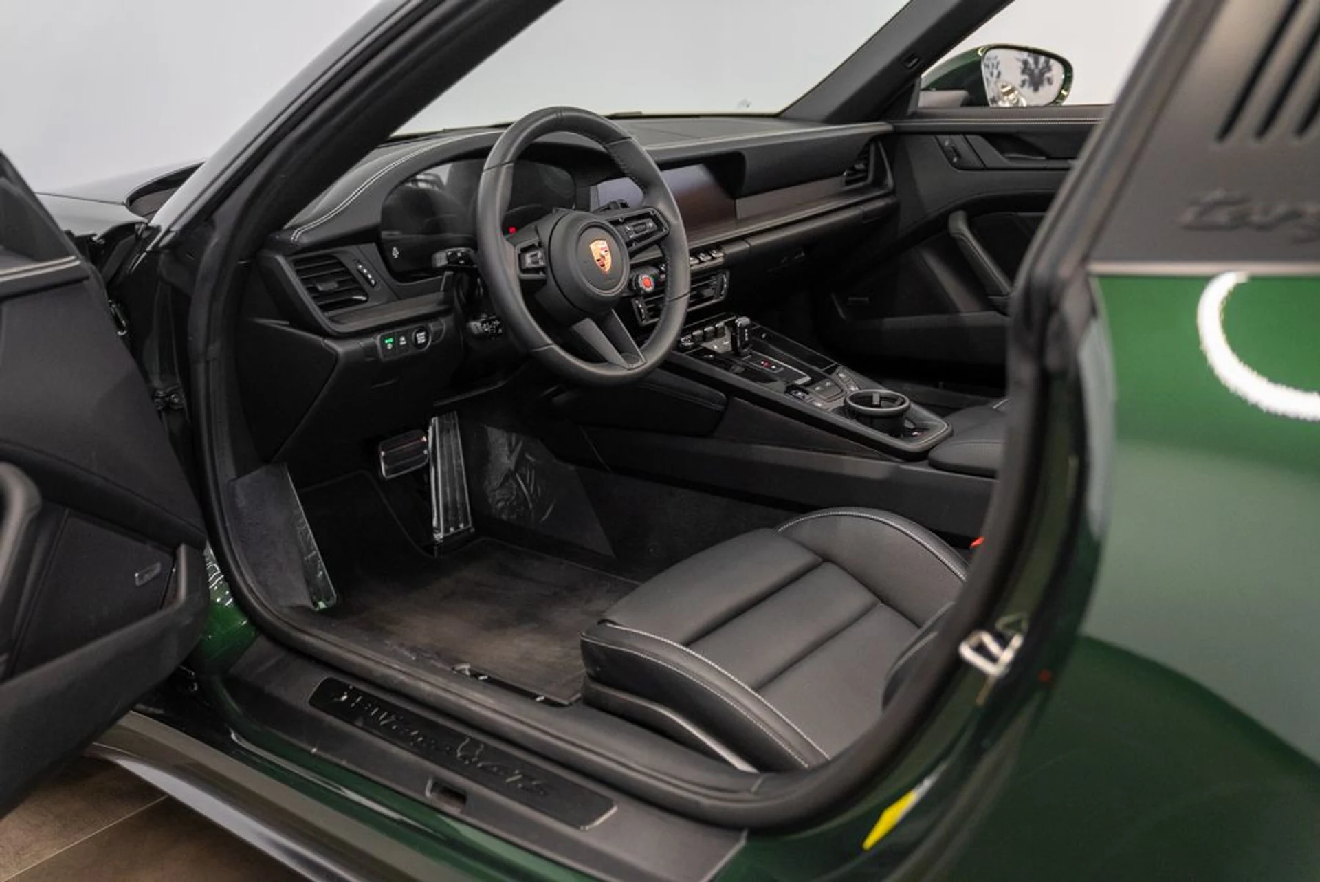 mph019_4215232716_porsche_911_2026_jpg_v_1783105410_3b2bf6c923