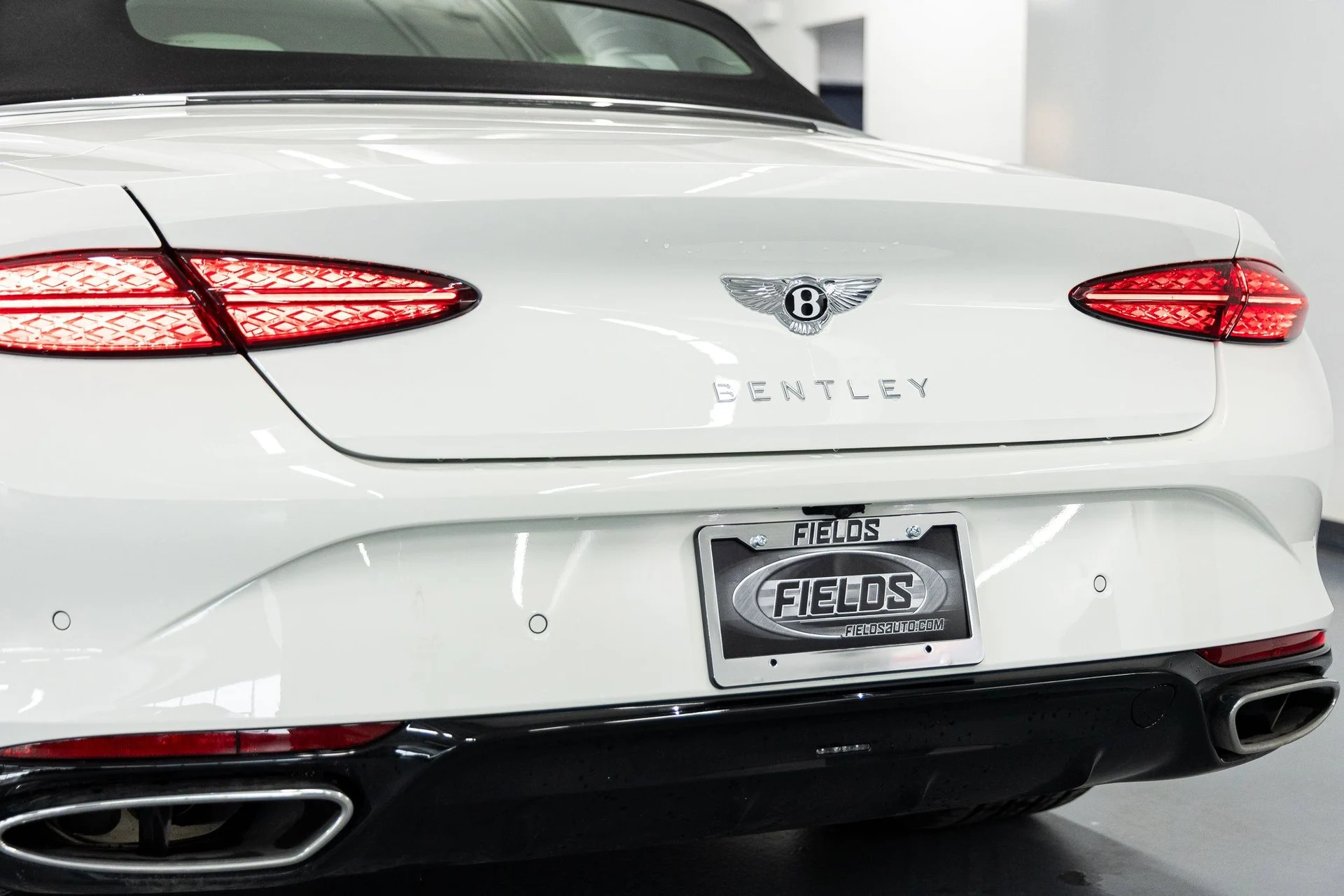 mph019_4221534225_23db6e179eebd393d980788111effe1ex_a5dce6e917