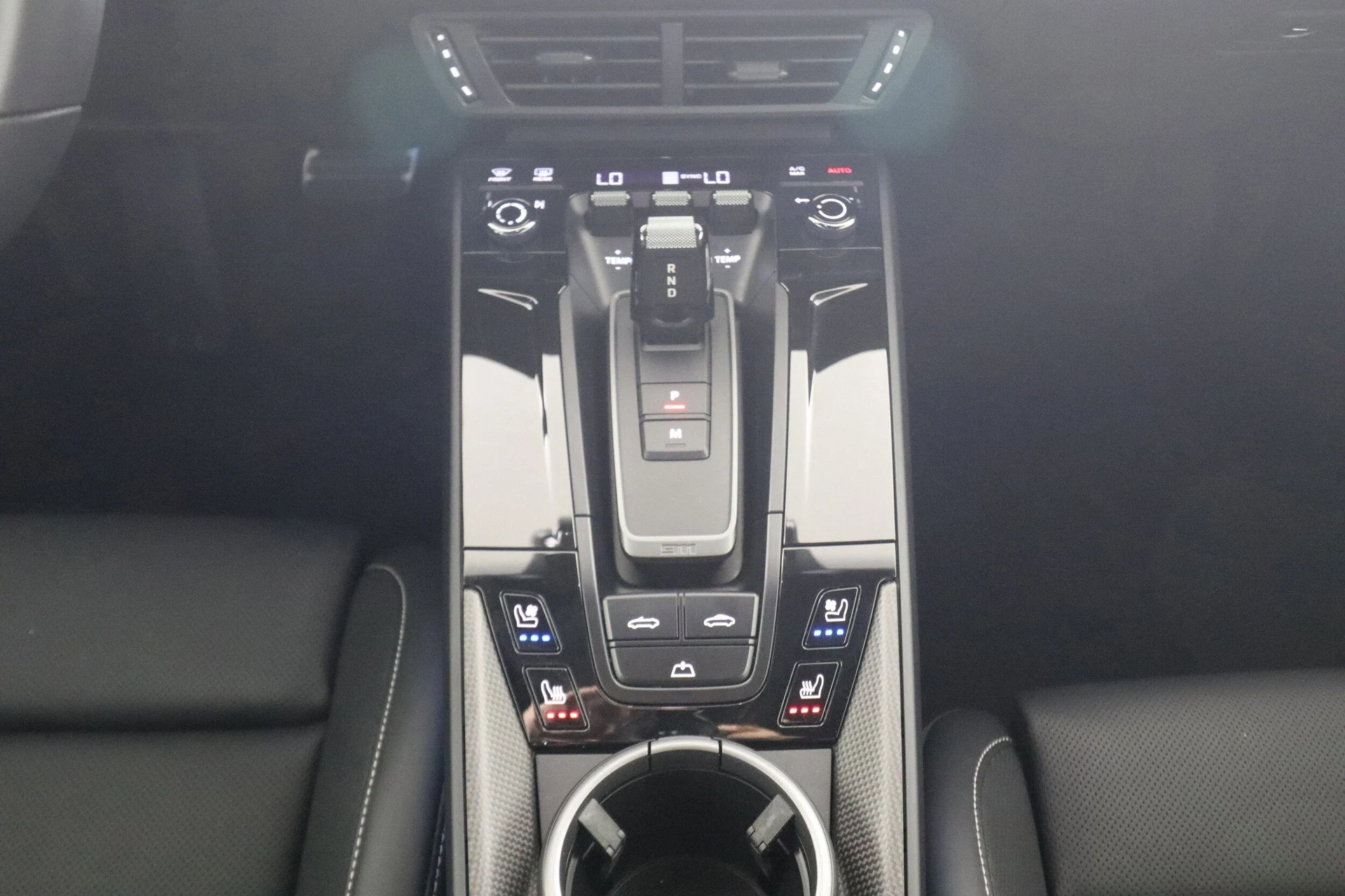 mph019_422830807_ada1318d1fe607533fe586225e88b157x_830e100cdb