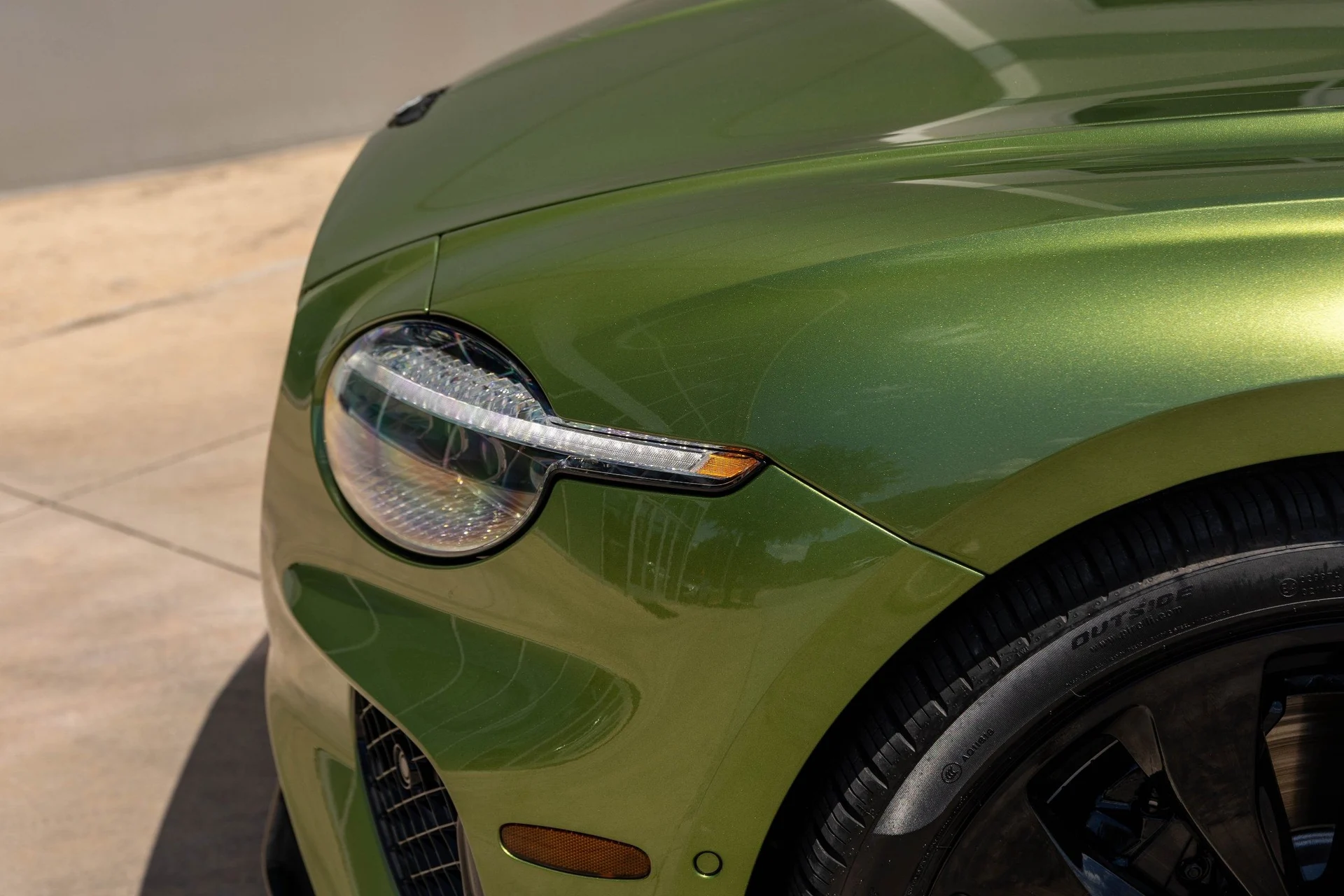 mph019_4239777677_Hi_Tech_Luxury_Imports_LLC_SCBDP_4_ZG_0_SC_023562_image_19_a0126a4a0f