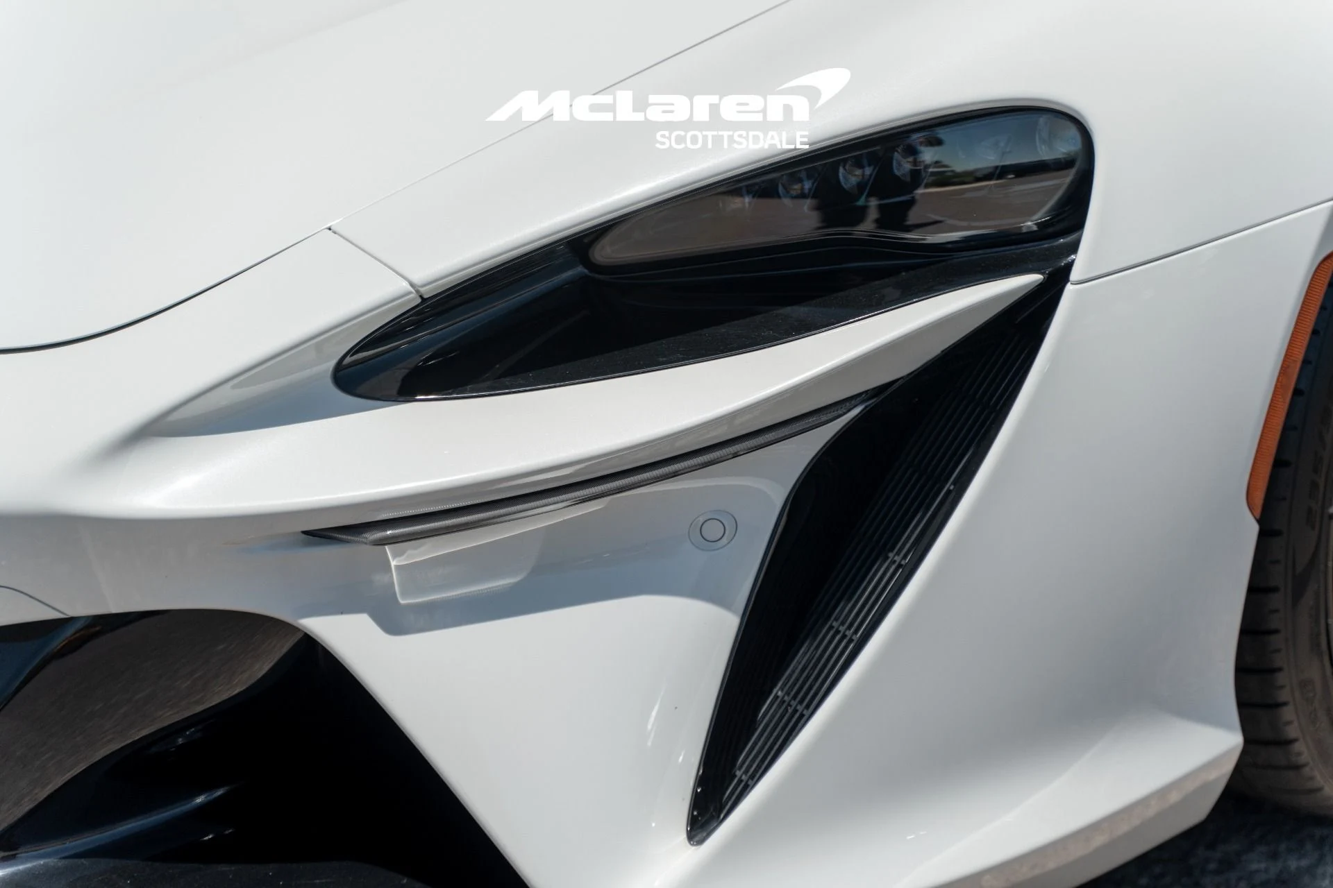mph019_4243332307_Used_2023_MCLAREN_ARTURA_1782148158_d36b8c39e0