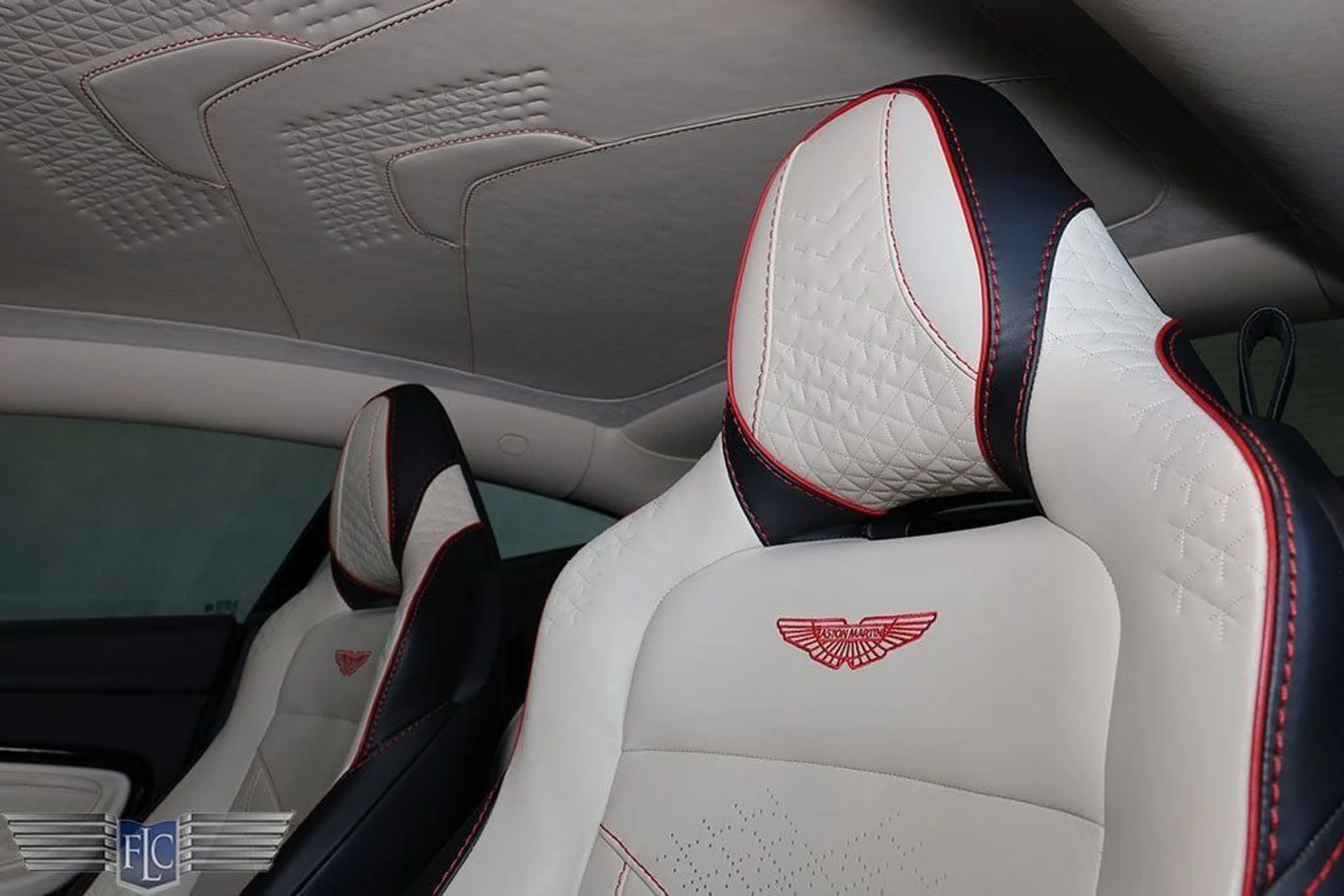 mph019_4244088578_used_2022_aston_martin_dbs_superleggeracoupe_9689_23016828_20_1024_32d41e9a19