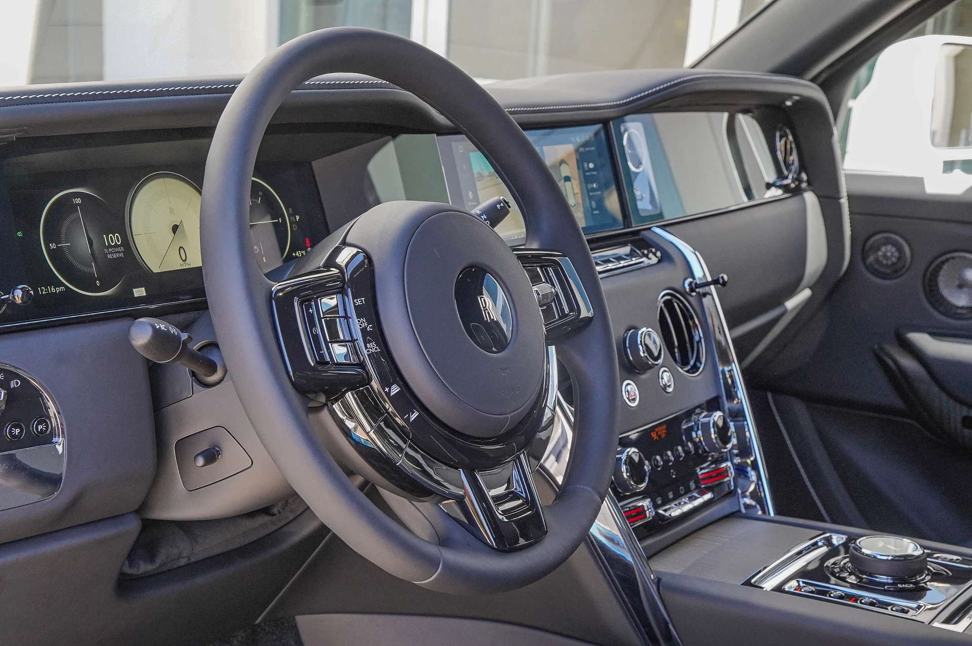 mph019_4246171614_Hi_Tech_Luxury_Imports_LLC_SLA_13_HA_06_TU_234902_image_19_76b0dffec4