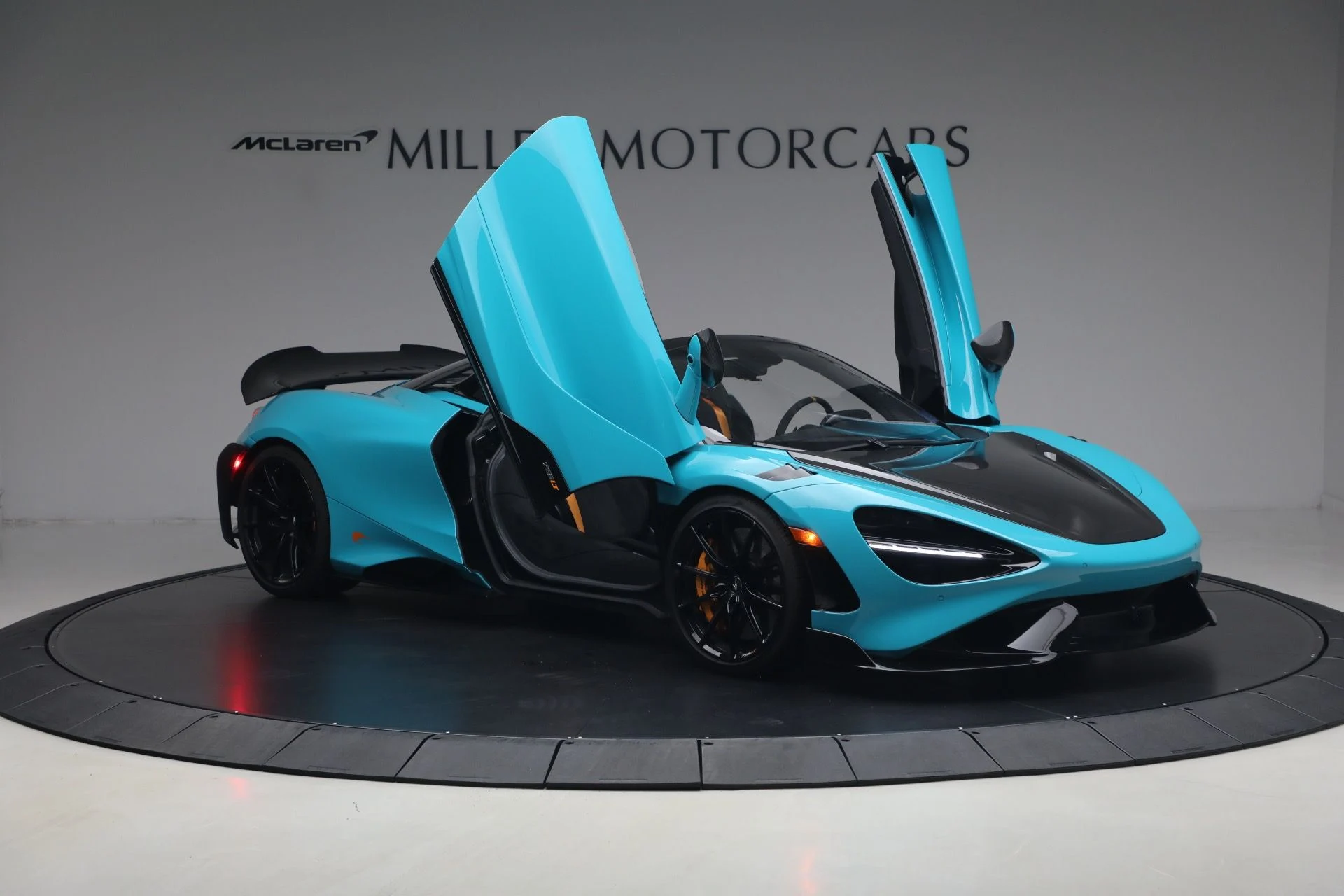 mph019_4257715557_Used_2022_Mc_Laren_765_LT_Spider_83cd0e0763