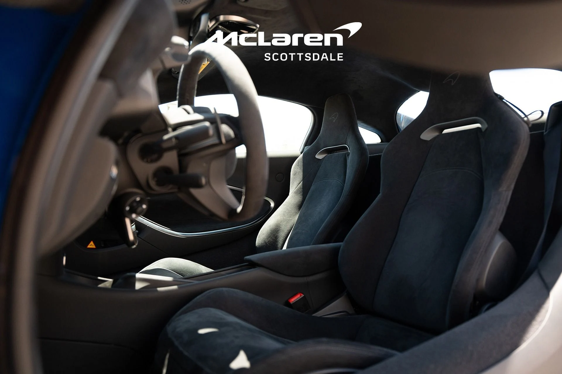 mph019_426965535_Used_2023_MCLAREN_ARTURA_1747946704_978cebd784