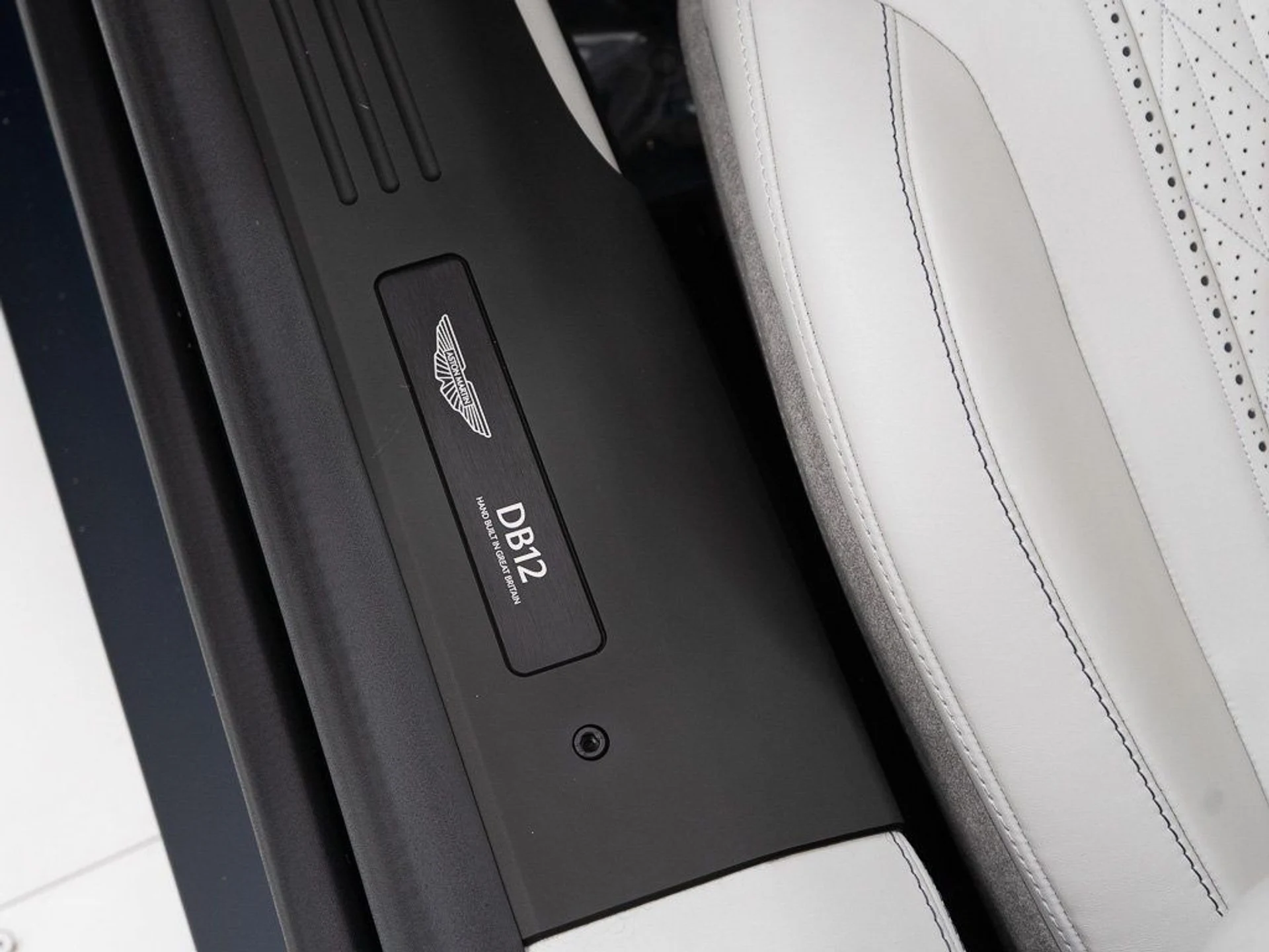 mph019_4270265832_b24d7d0cbe215e396ee8d3b8189a63b0_bc56a03285