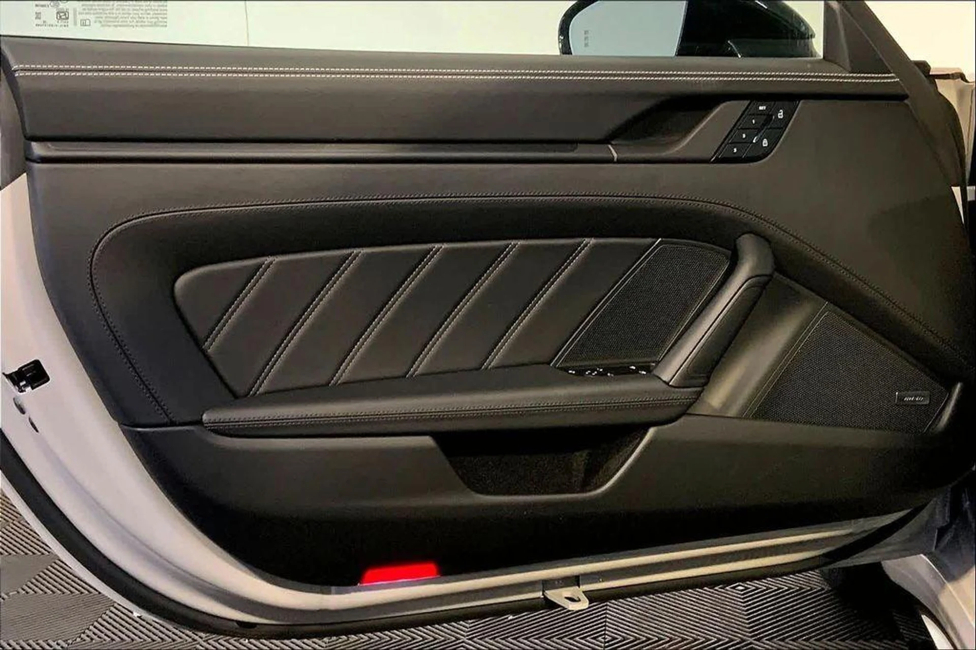 mph019_4271042183_Qiyt_T_En_NZH_Prv_XYG_8_Zm_xl_Bwx_KA_d85048c5a1