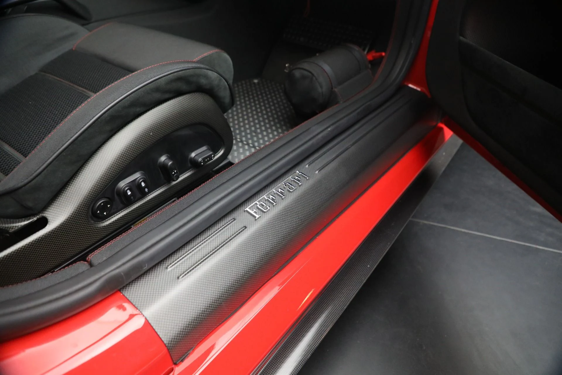 mph019_4271184341_Used_2011_Ferrari_599_GTO_1773260441_55ff1176e0