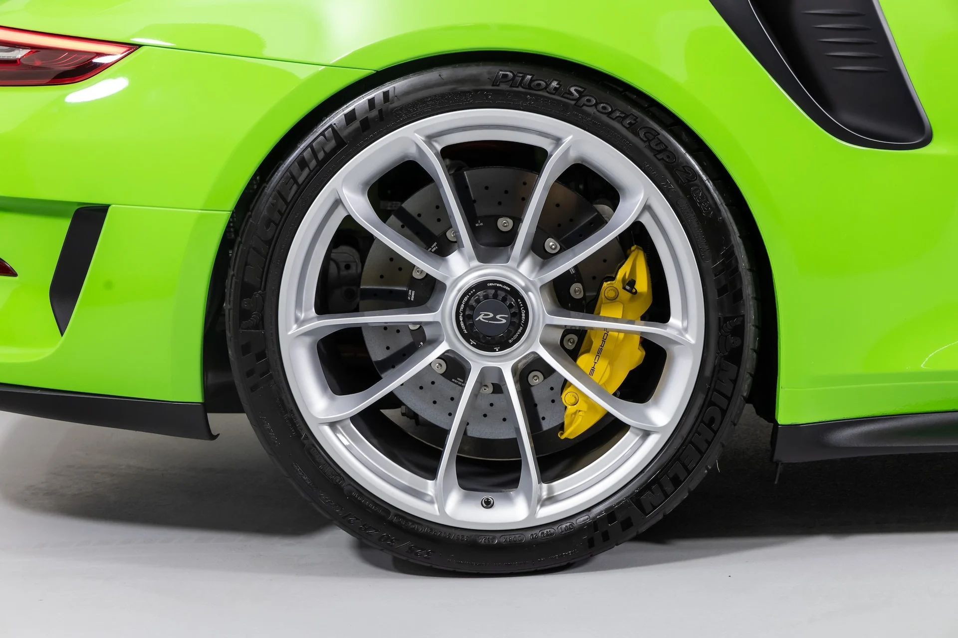 mph019_427205026_183c4df240a844209819db4098a2063e_c30310ef59