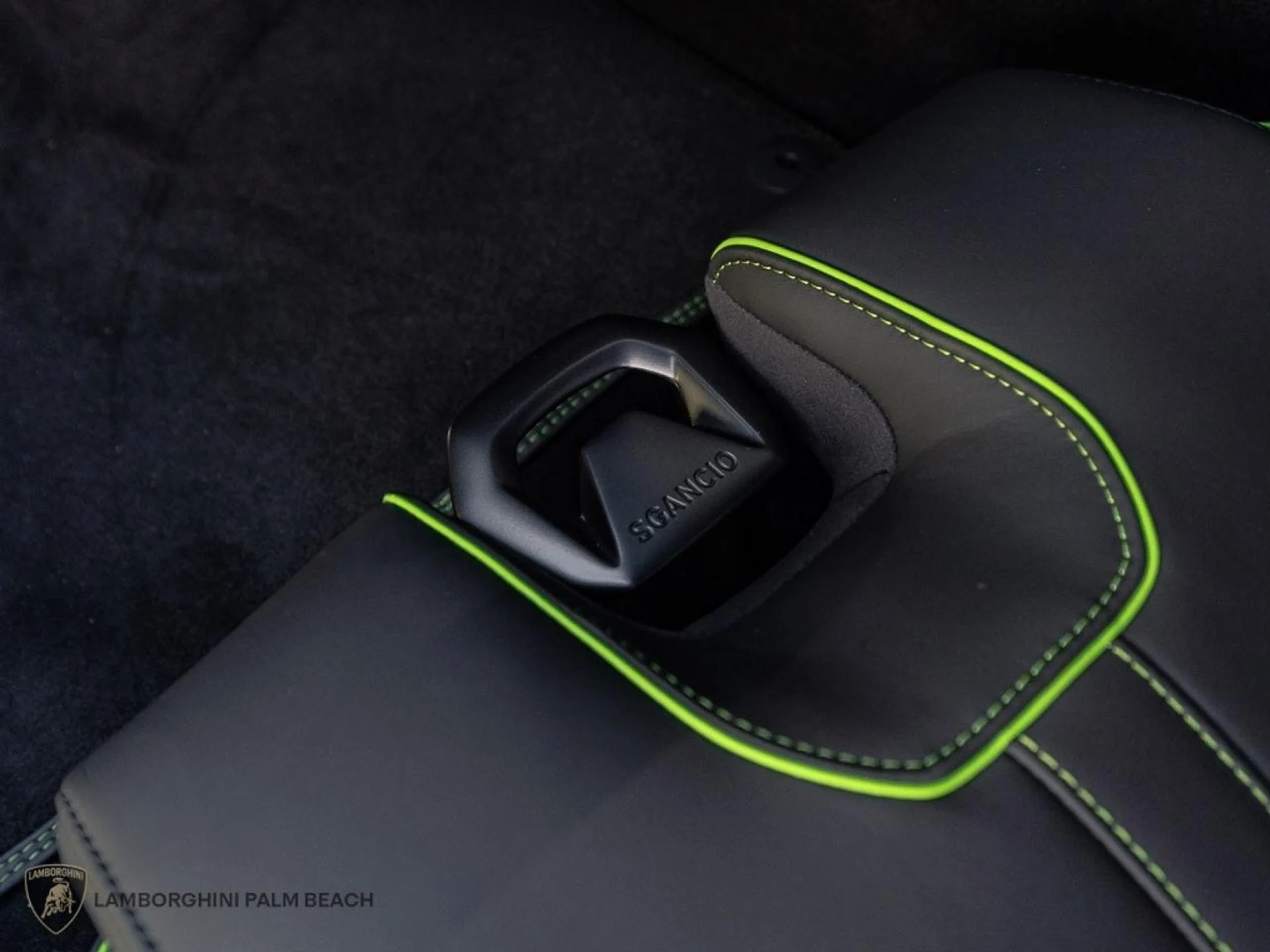 mph019_4281767213_6089c3d179762f02bc32e32c74380931_ae1a71896c