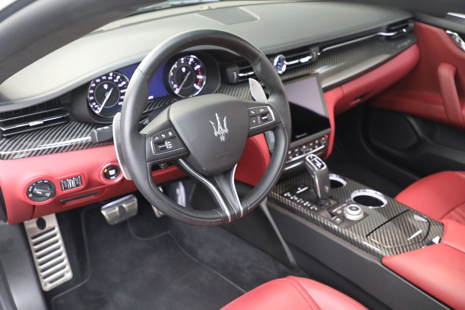 mph019_4283929815_Used_2022_Maserati_Quattroporte_Modena_Q4_1760624794_b2cf6a7141
