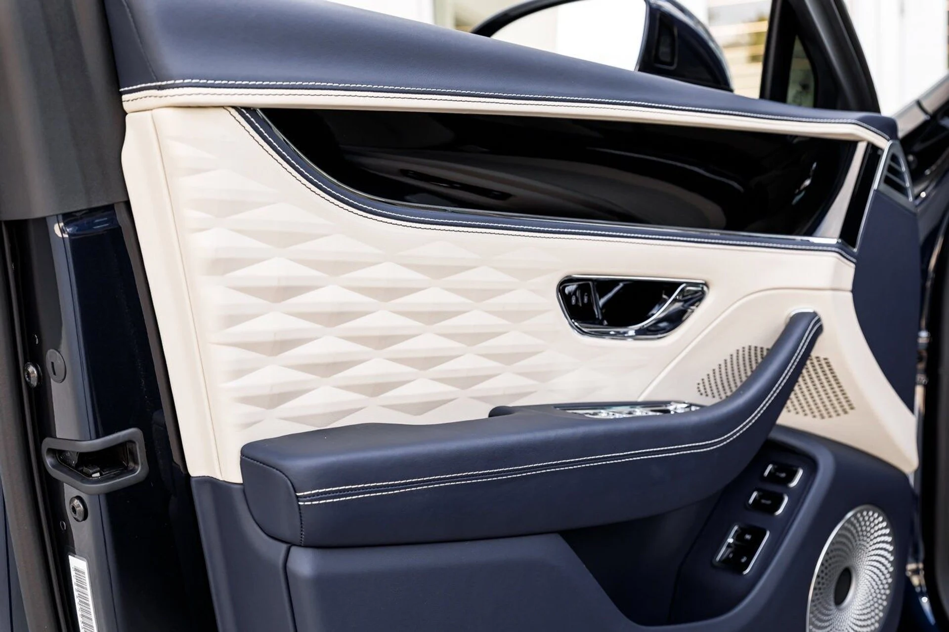 mph019_4284879687_11f2e1d2b47b70654337177a04a94f40x_88b3d888f1