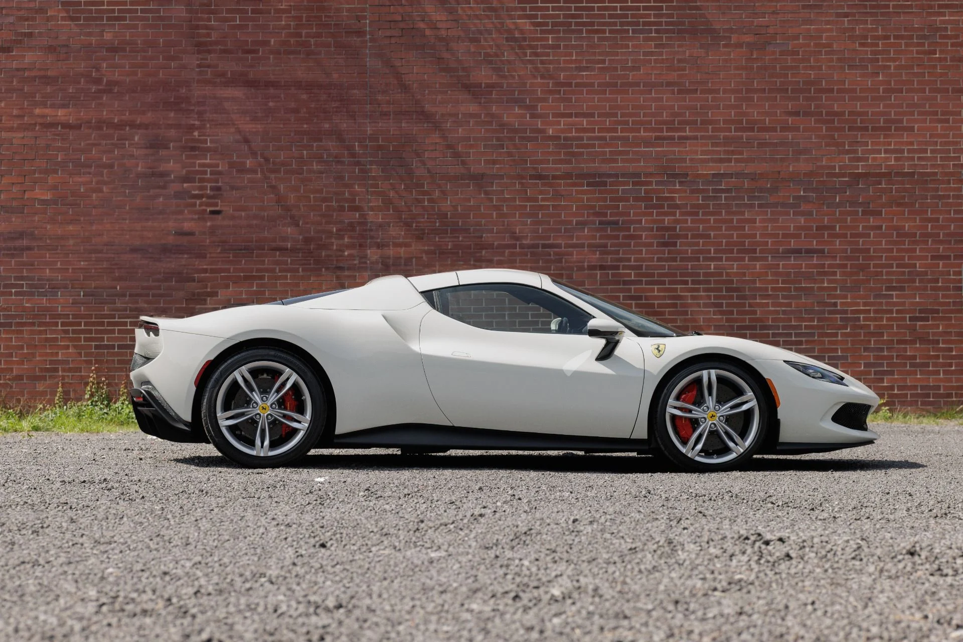 mph019_4286061546_Used_2025_Ferrari_296_GTS_1755544147_fe13aa14e6