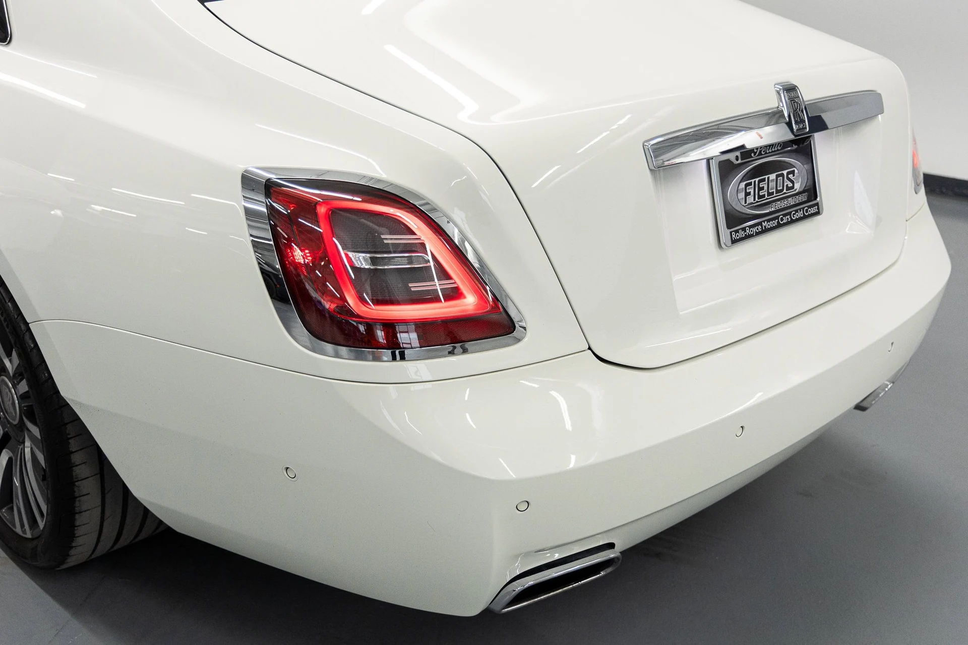 mph019_434061498_b25430b9e43820dcdf685d17ea935ba3x_458349746d