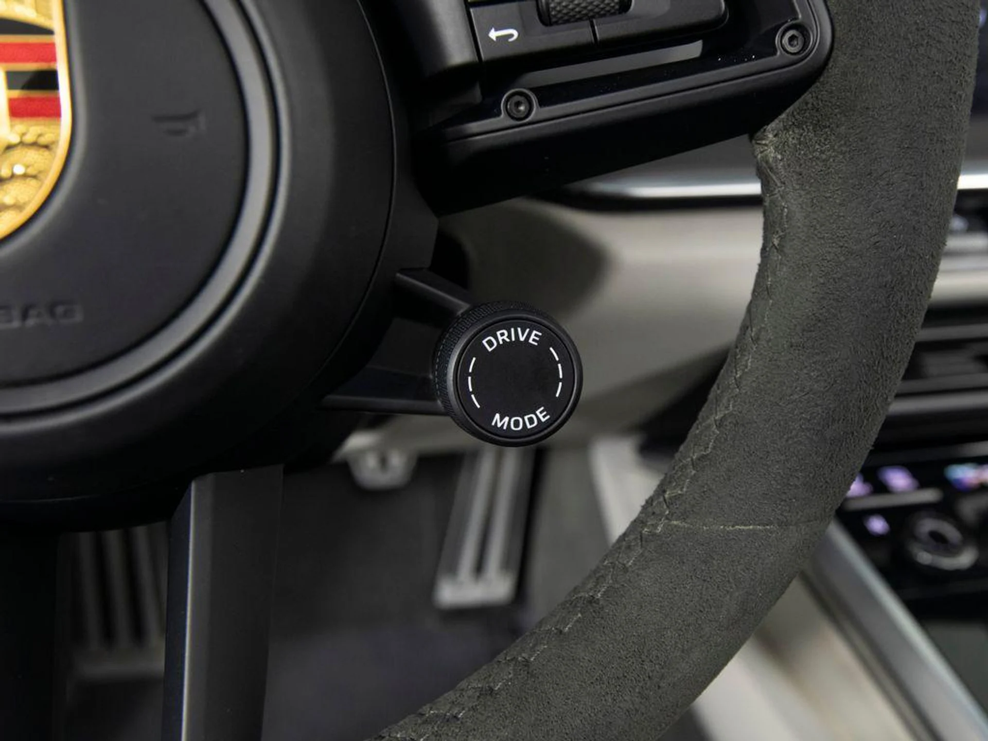 mph019_435275958_Q_Cn_B82l_A_S_Lz4sw_6_I_Hji039_Dy_I_67207db23f