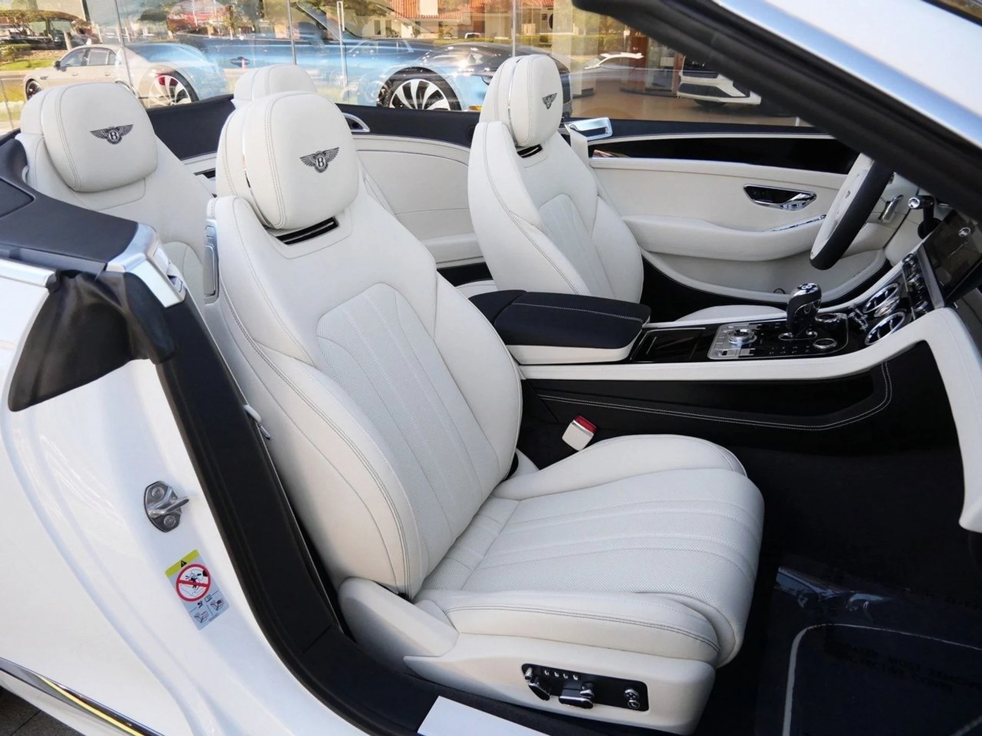 mph019_438003032_db6cdd7e202f6e739389f0625ea638b5x_3f79aff0a0