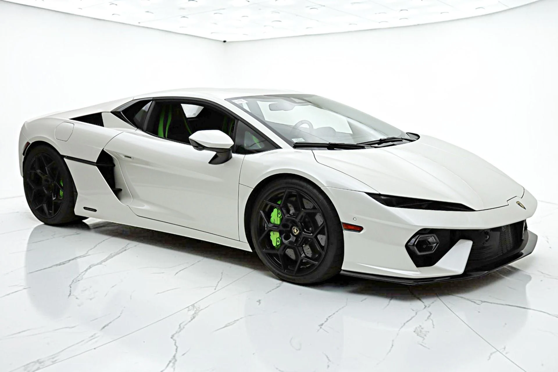mph019_43942897_Used_2026_Lamborghini_Temerario_LEASE_OPTIONS_AVAILABLE_1dd2cf3eb1