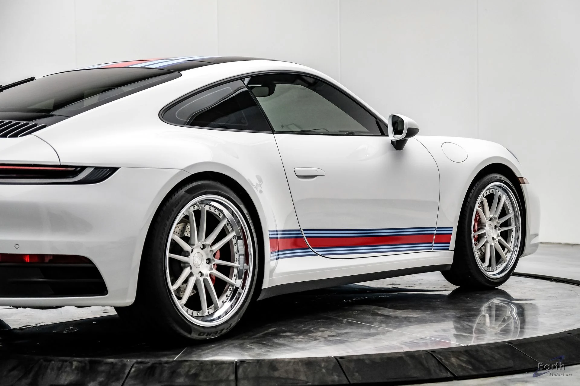 mph019_442797284_dee5aba33f2b22c1fa7578b795186a96x_83ae63e044