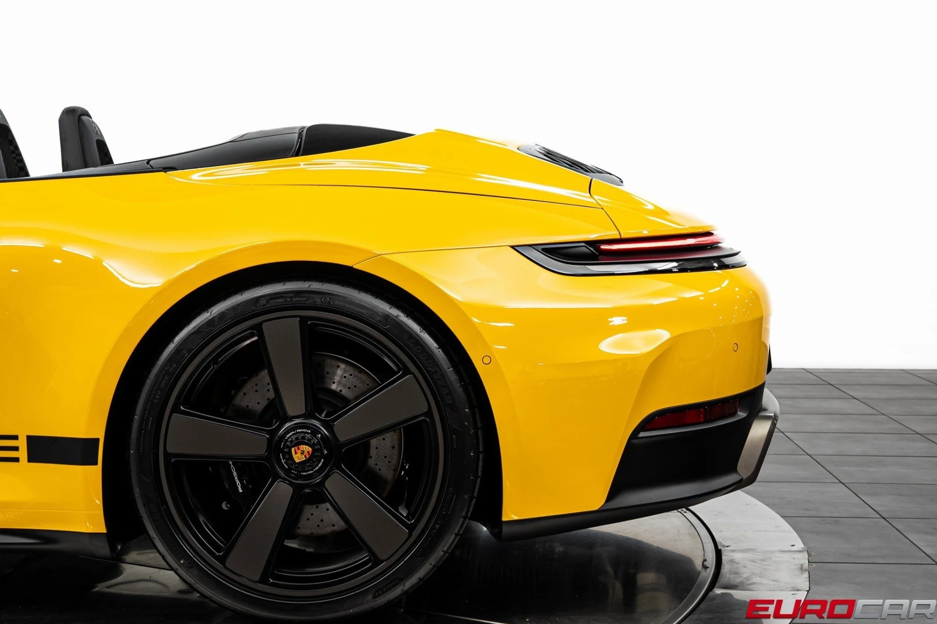 mph019_460817307_image_20_812deaaf2e