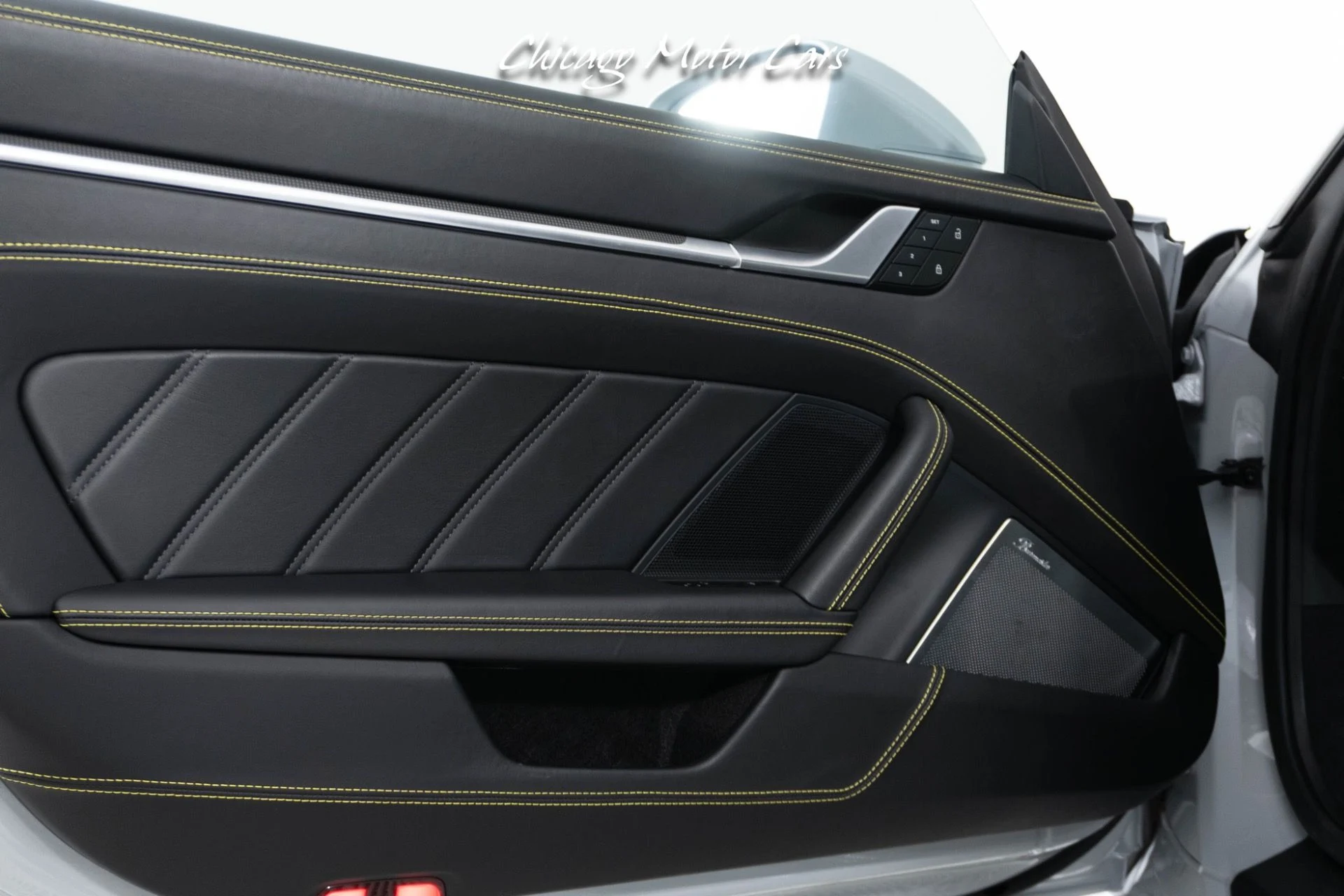 mph019_461149718_13207_p20_l_cbc9cbe0b1