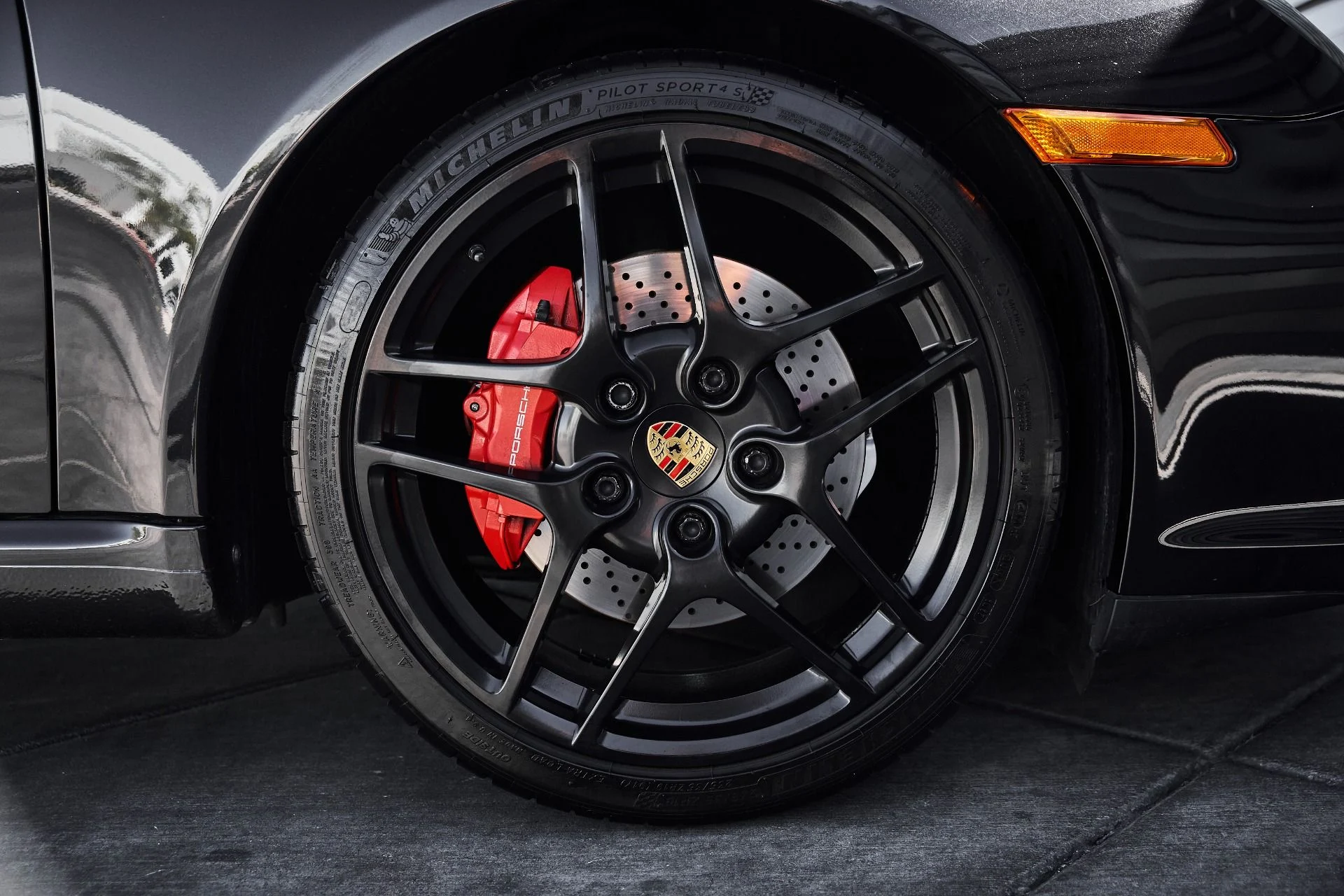 mph019_475744885_Used_2010_Porsche_911_Carrera_S_1779210247_f7344ee71f