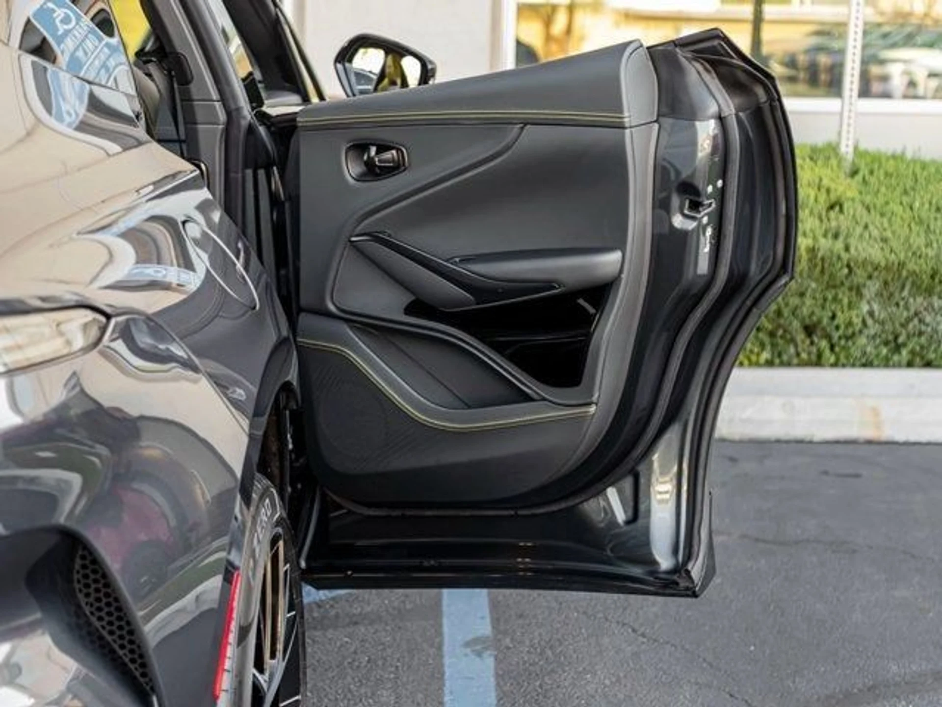 mph019_490979766_20_ee0a67d095