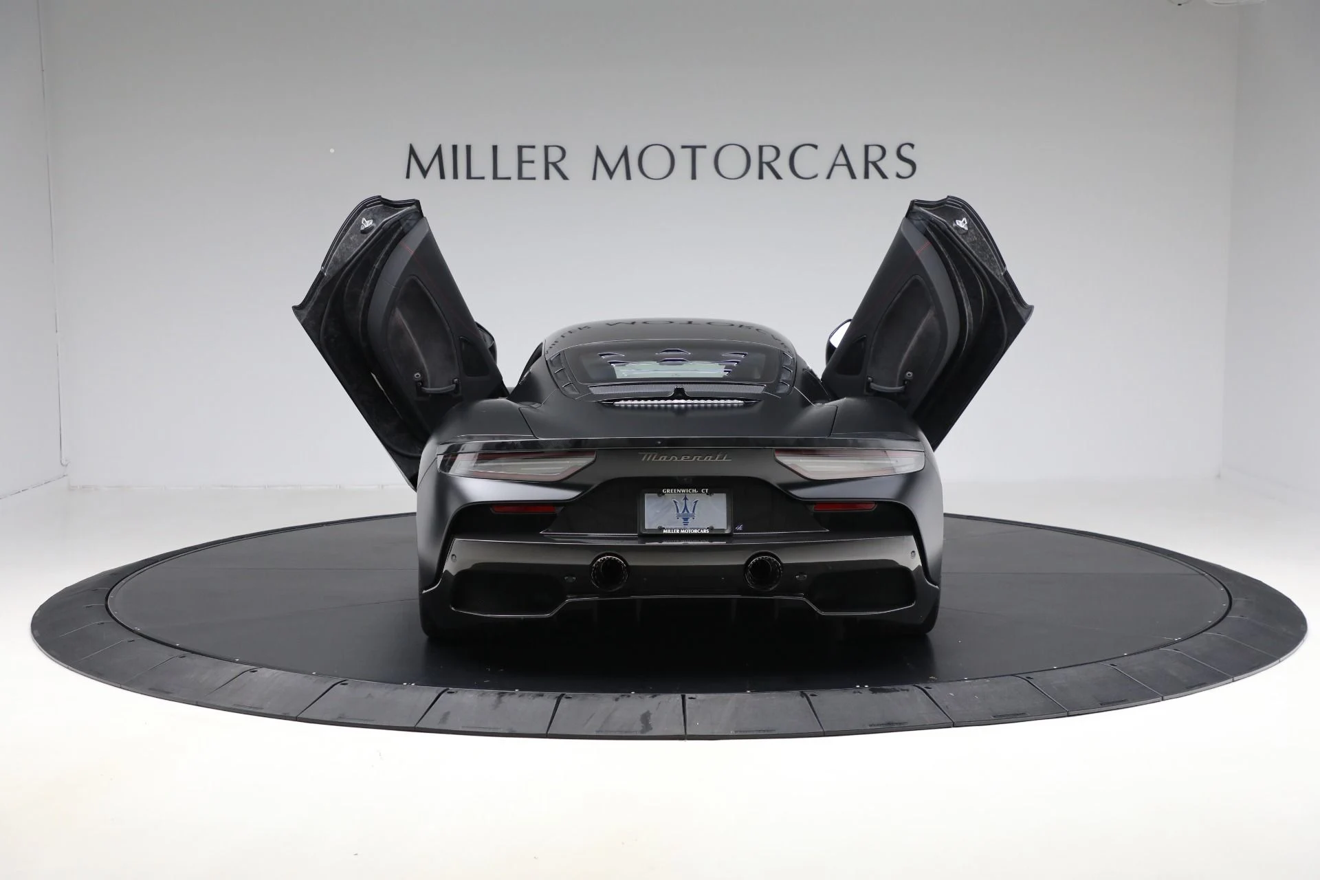mph019_491976684_Used_2022_Maserati_MC_20_d1905d659d