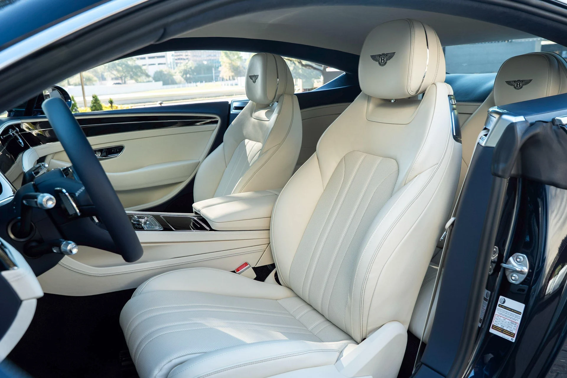 mph019_496454433_458241675_6954bf464e73cd9f103f4e67_27702651f9