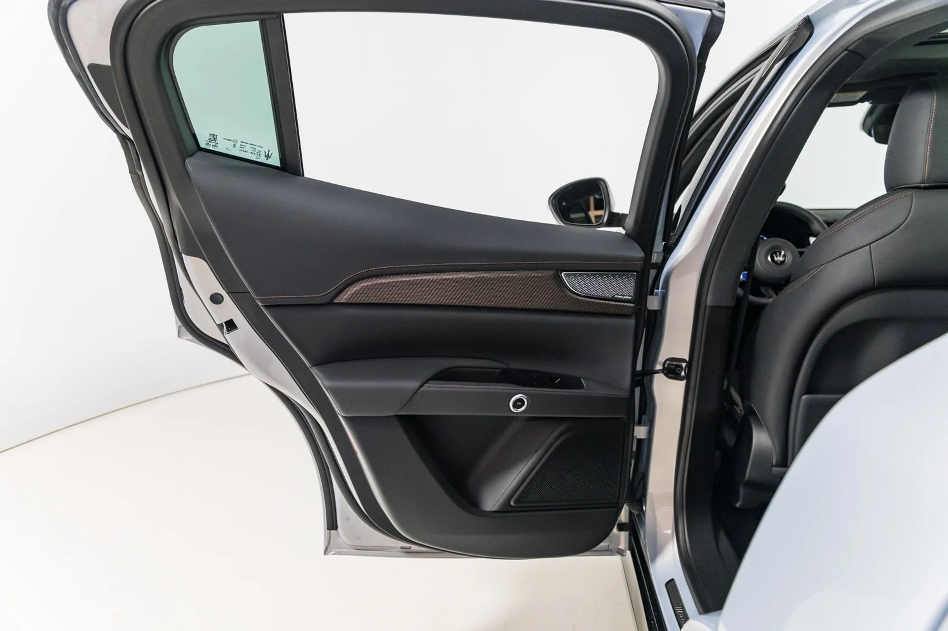 mph019_497014252_a242da0704a943569e249444494aae65_8d292b8452