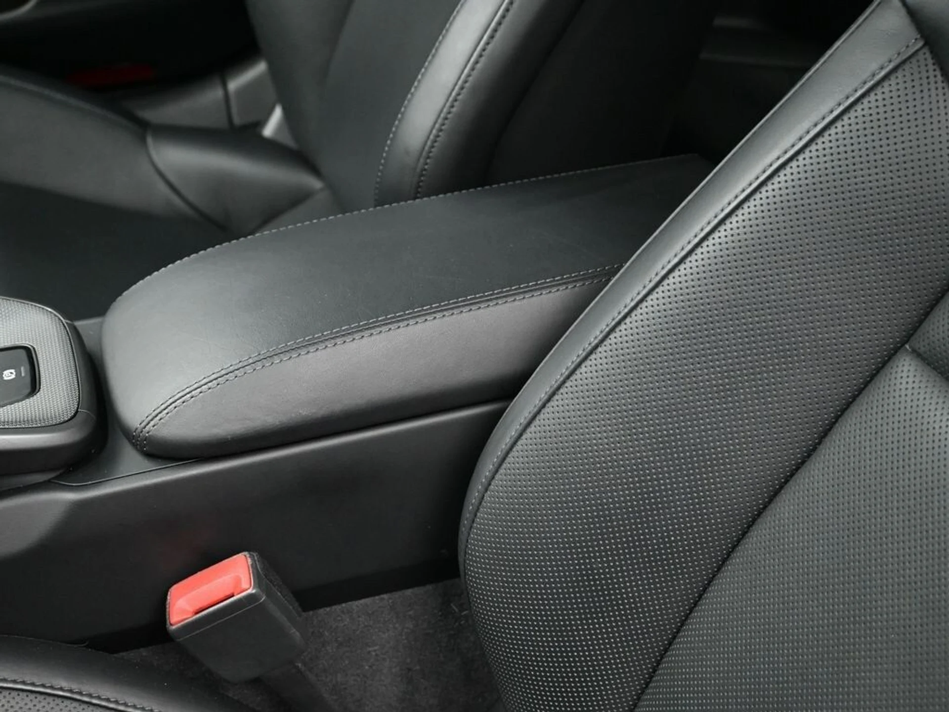 mph019_497058024_682357bd4ec2d5bc62a07bb7f2803875x_3526fb6917