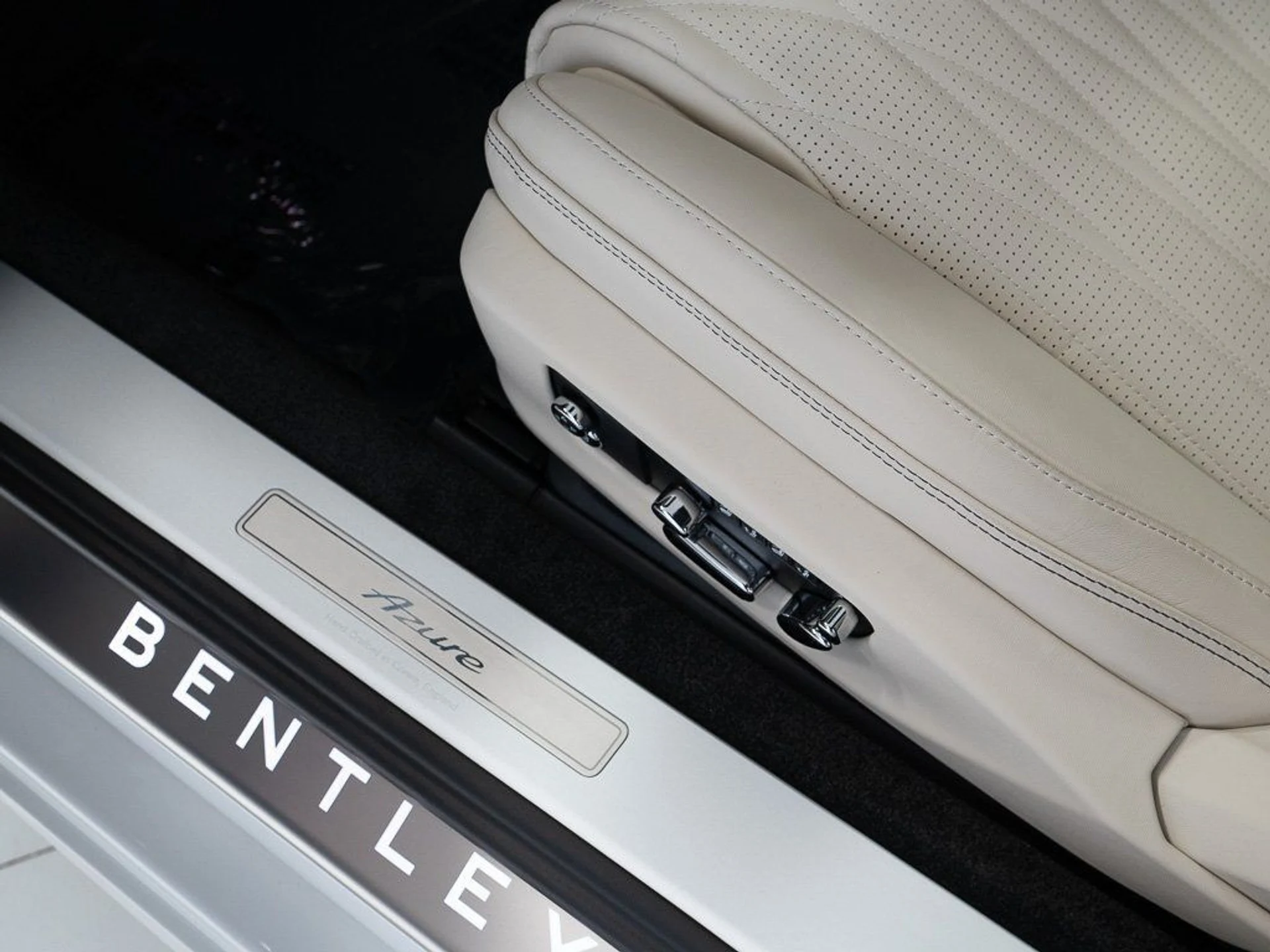 mph019_501702766_c3266c74f642651b9be378b3894a5c0b_0cd3095a3a