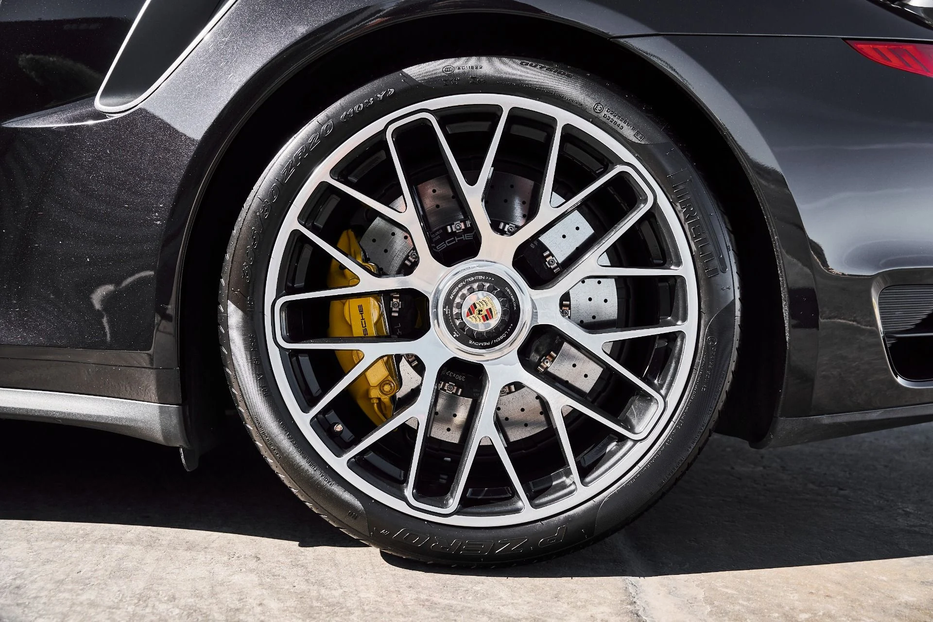 mph019_503707189_Used_2014_Porsche_911_Turbo_S_1776734567_5bcb6bf152