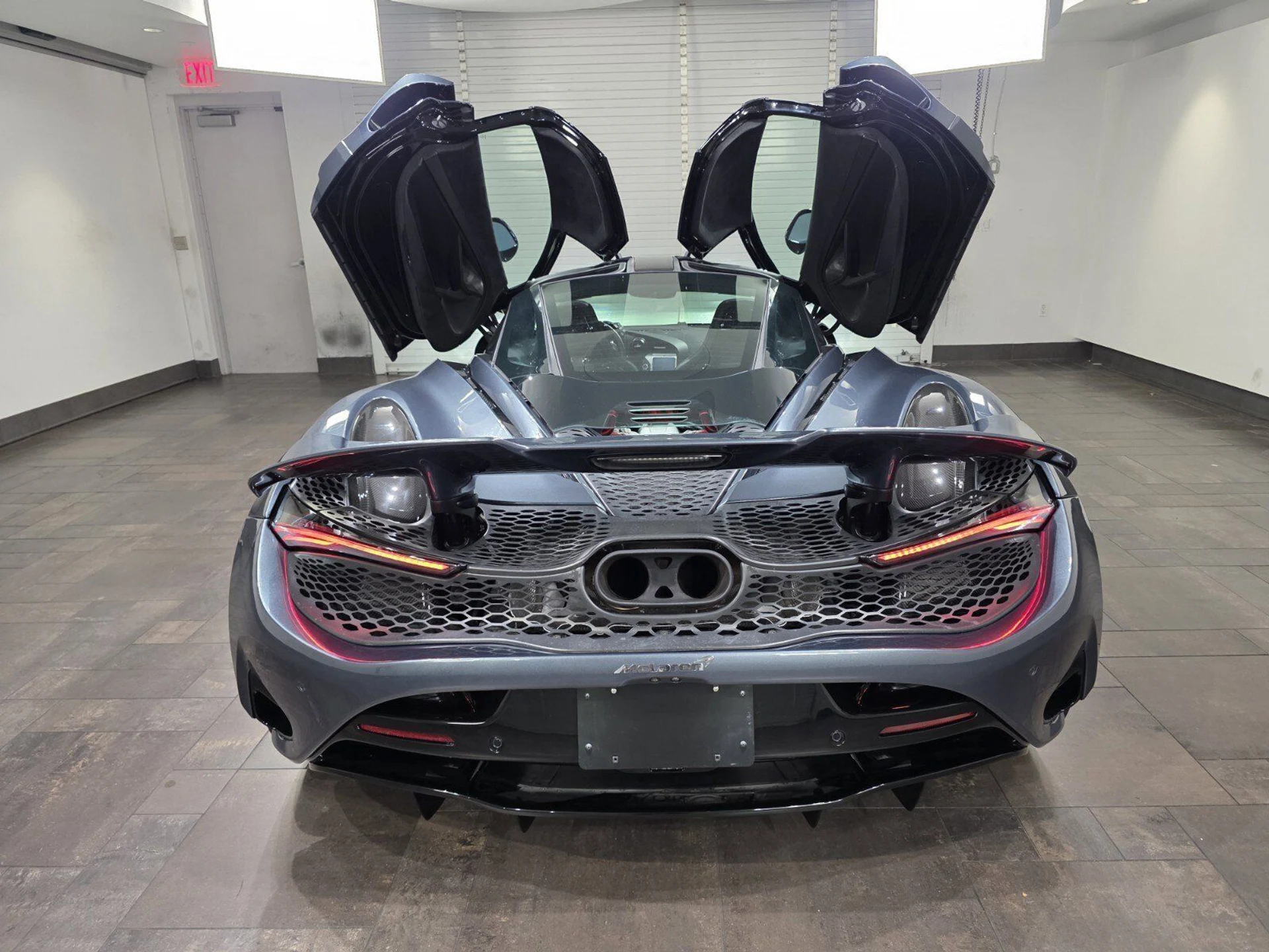 mph019_504321274_76cb991a90a74408a621bb2cf164ad8b_679adc05a0