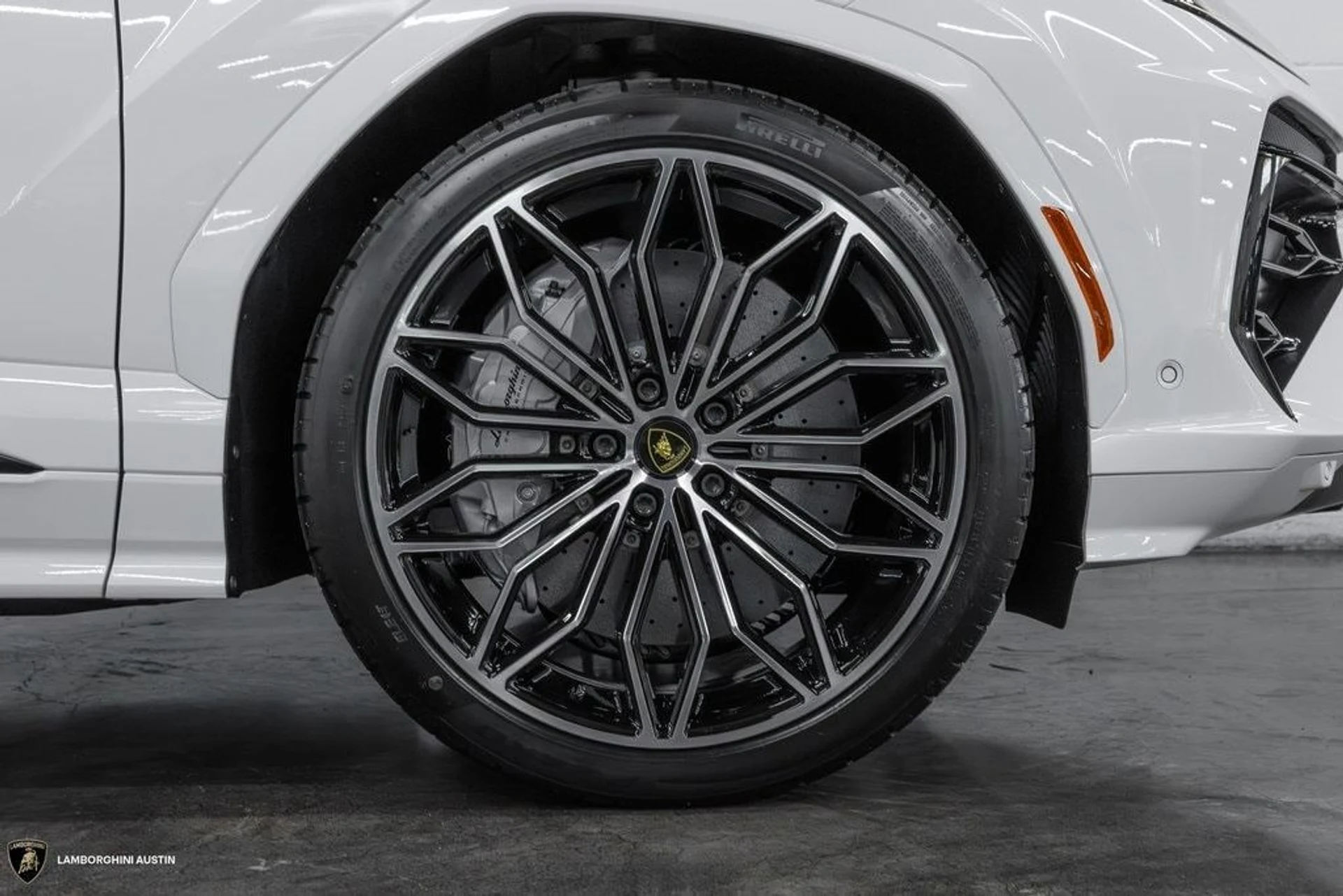 mph019_516229526_efbef3218b18d2b9ceede35f21d19176x_3e6feab062